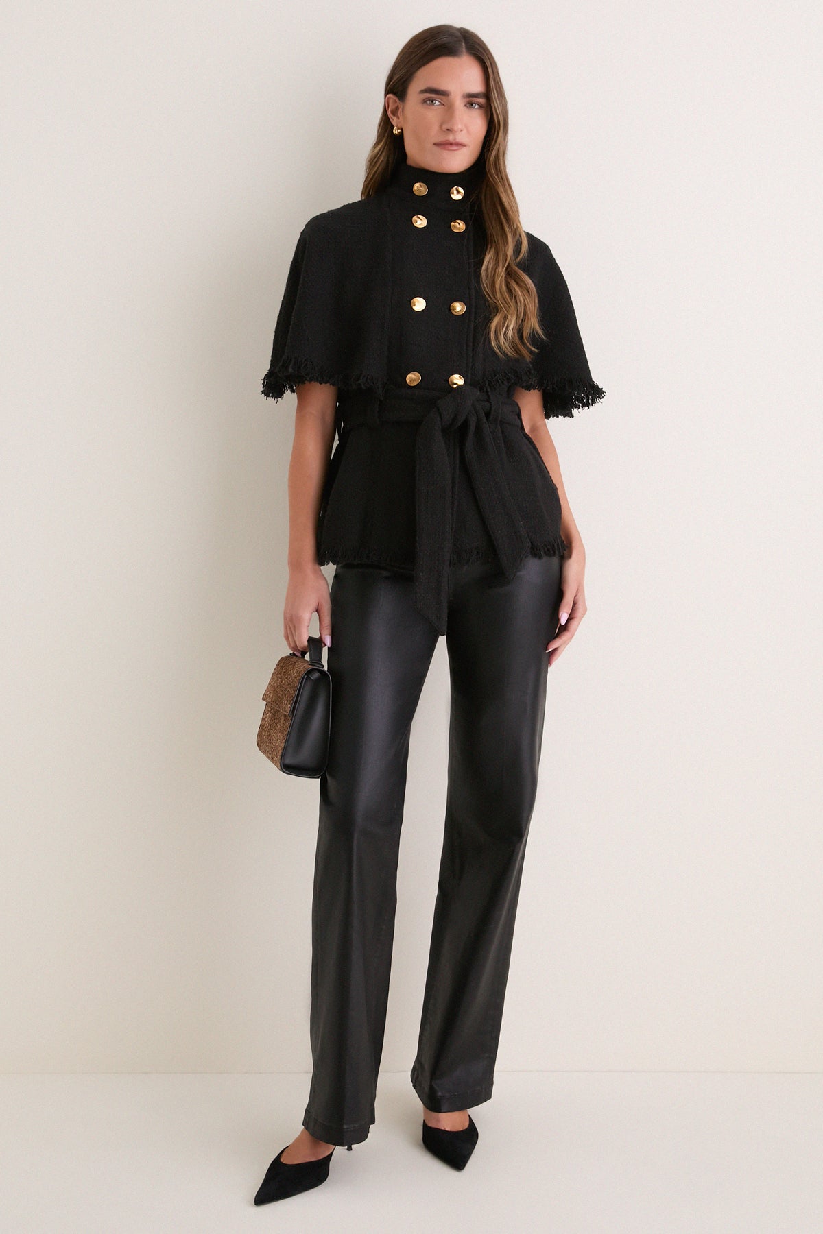 Black Brio Cape