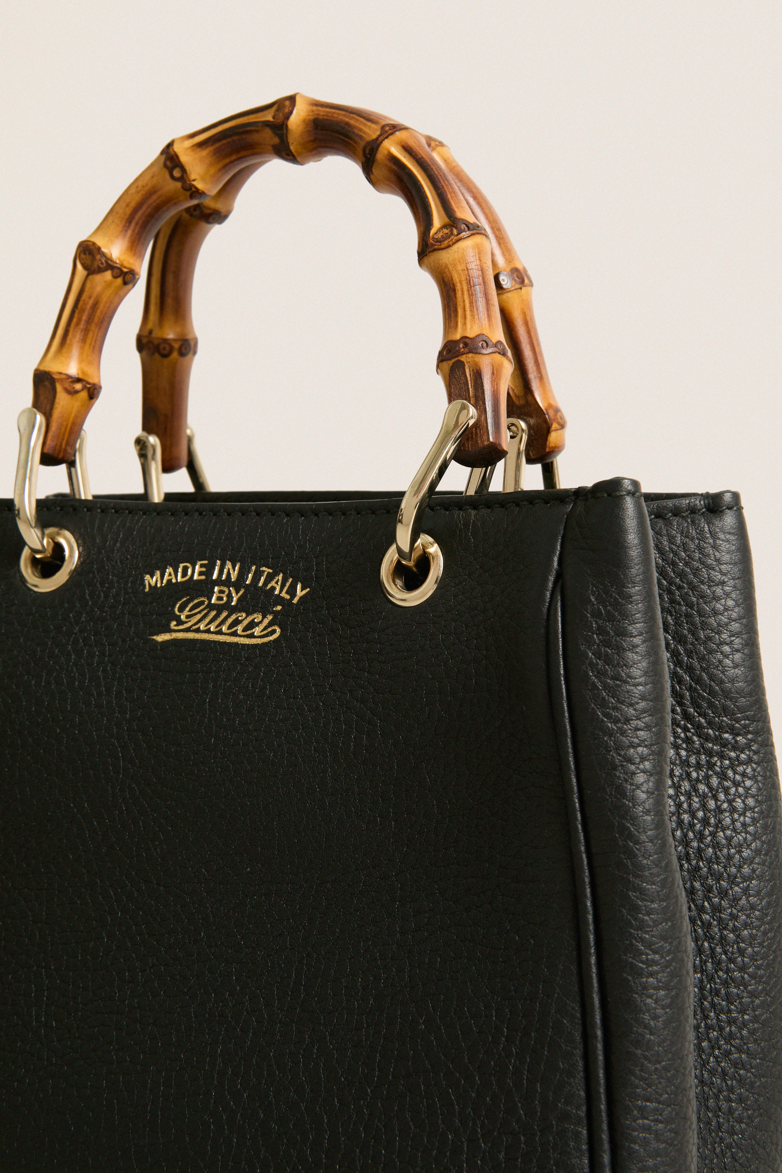 GUCCI Black Cowhide Leather Two-Way Shoulder Bag