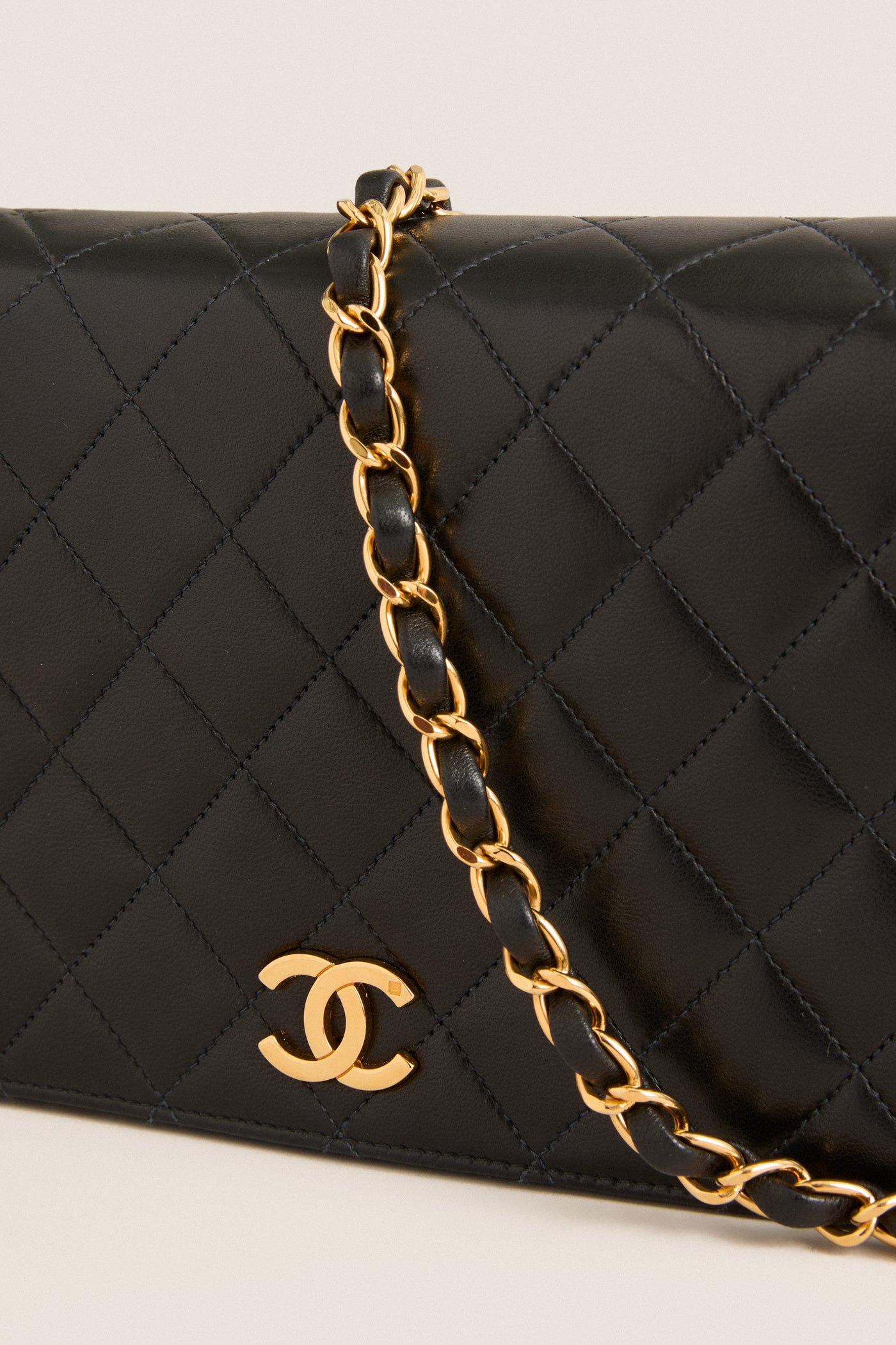 CHANEL Black Matelasse Chain Push Lock Shoulder Bag