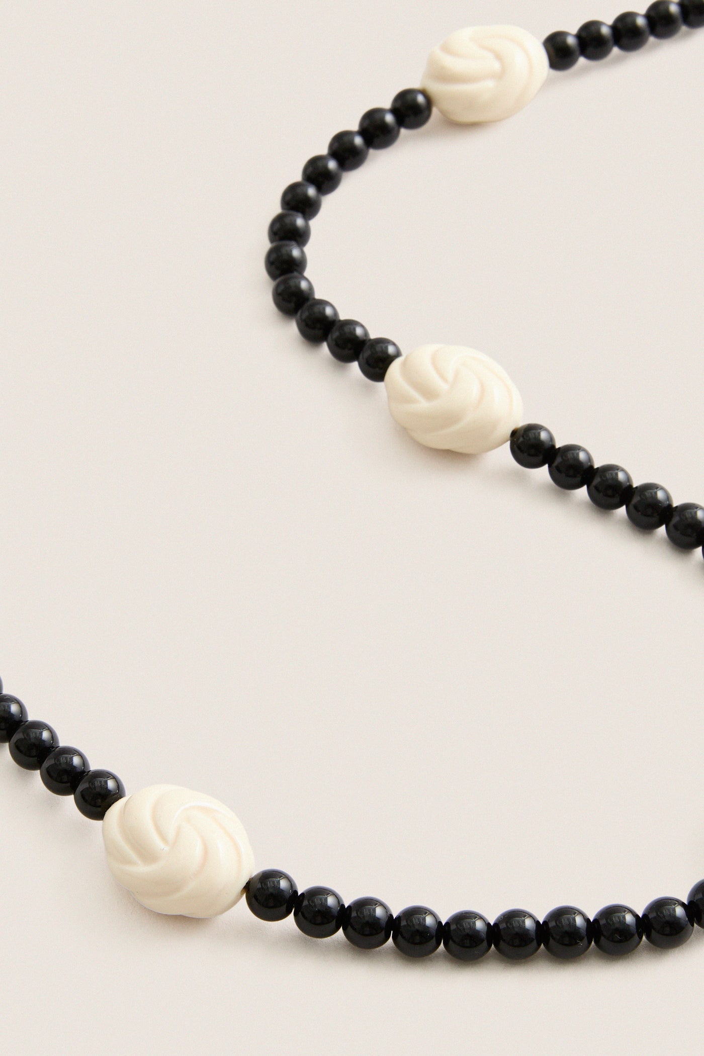 Black and Ivory Myra Necklace
