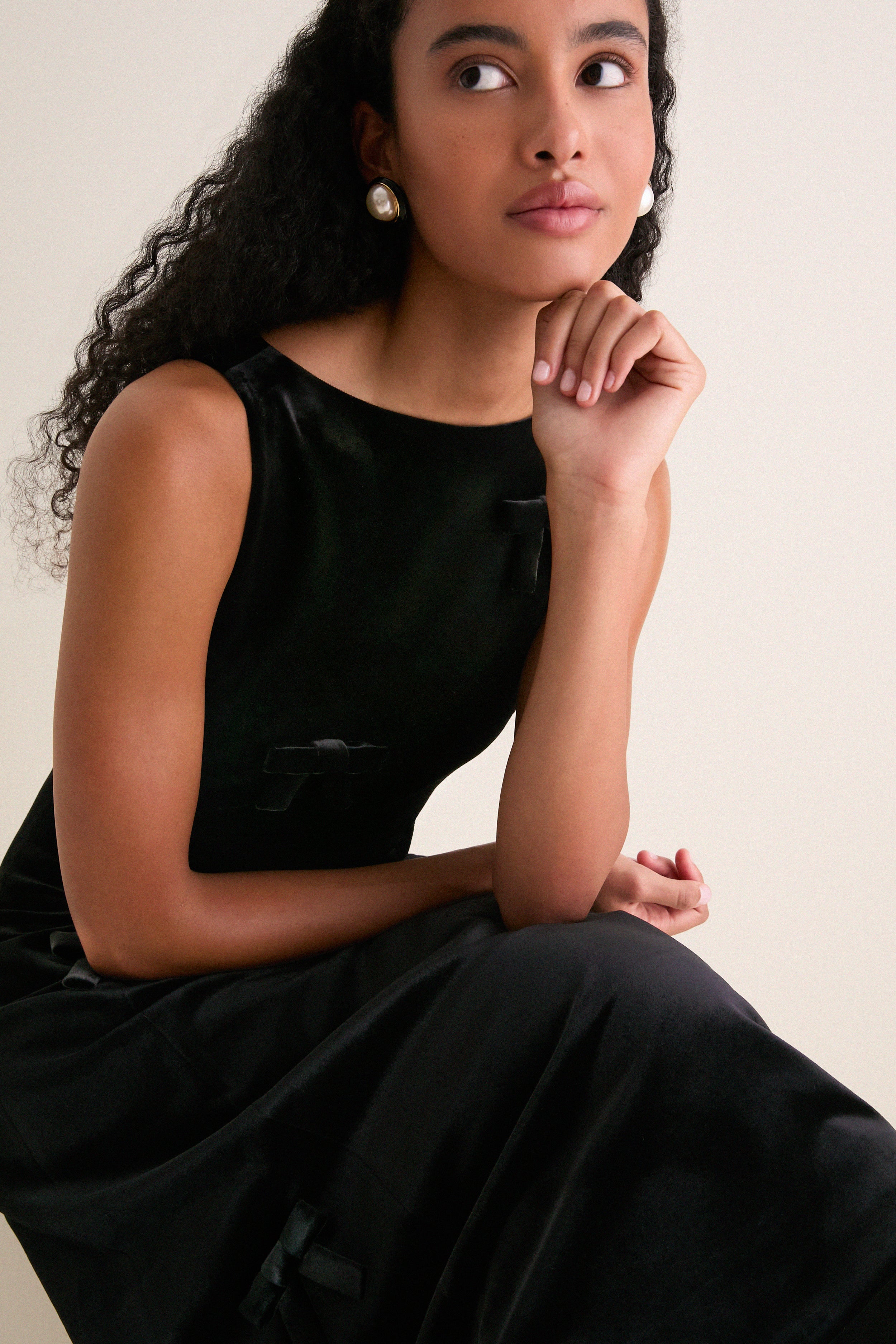 Ebony Velvet Bow Cleo Midi Dress