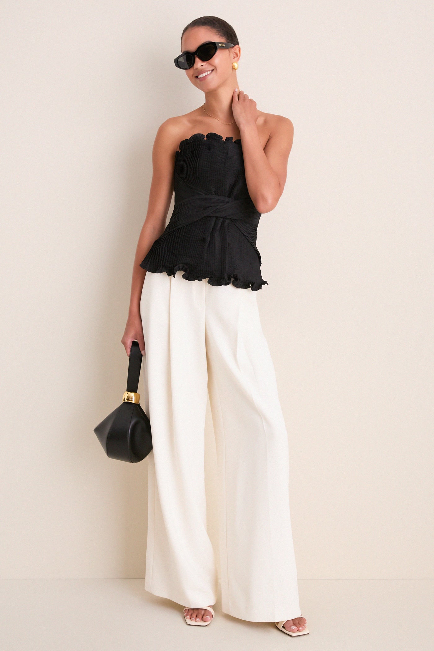Black Te Recuerdo Pleated Top