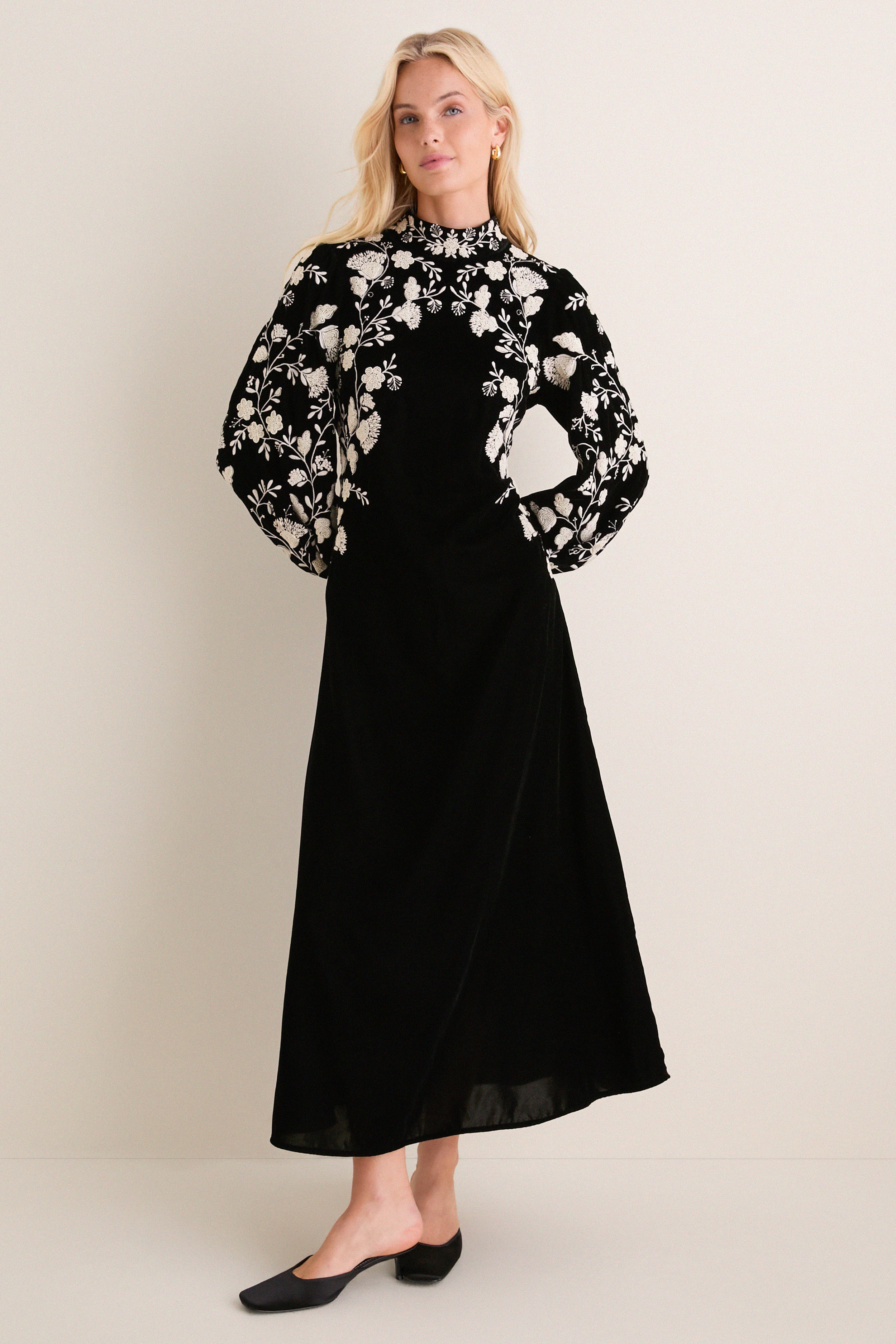 Black Shiloh Embroidery Maxi Dress