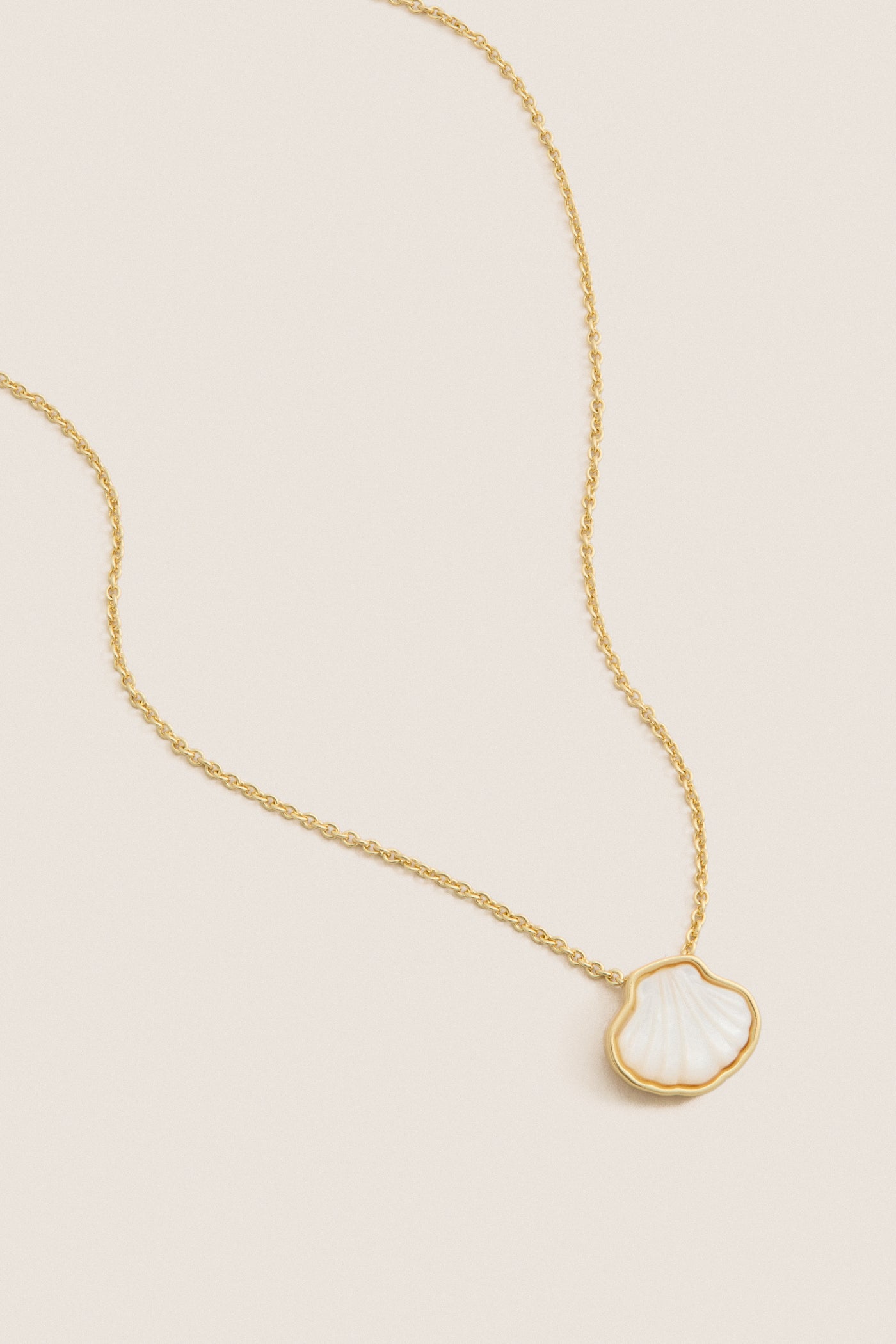 Mother of Pearl Petite Sankaty Necklace