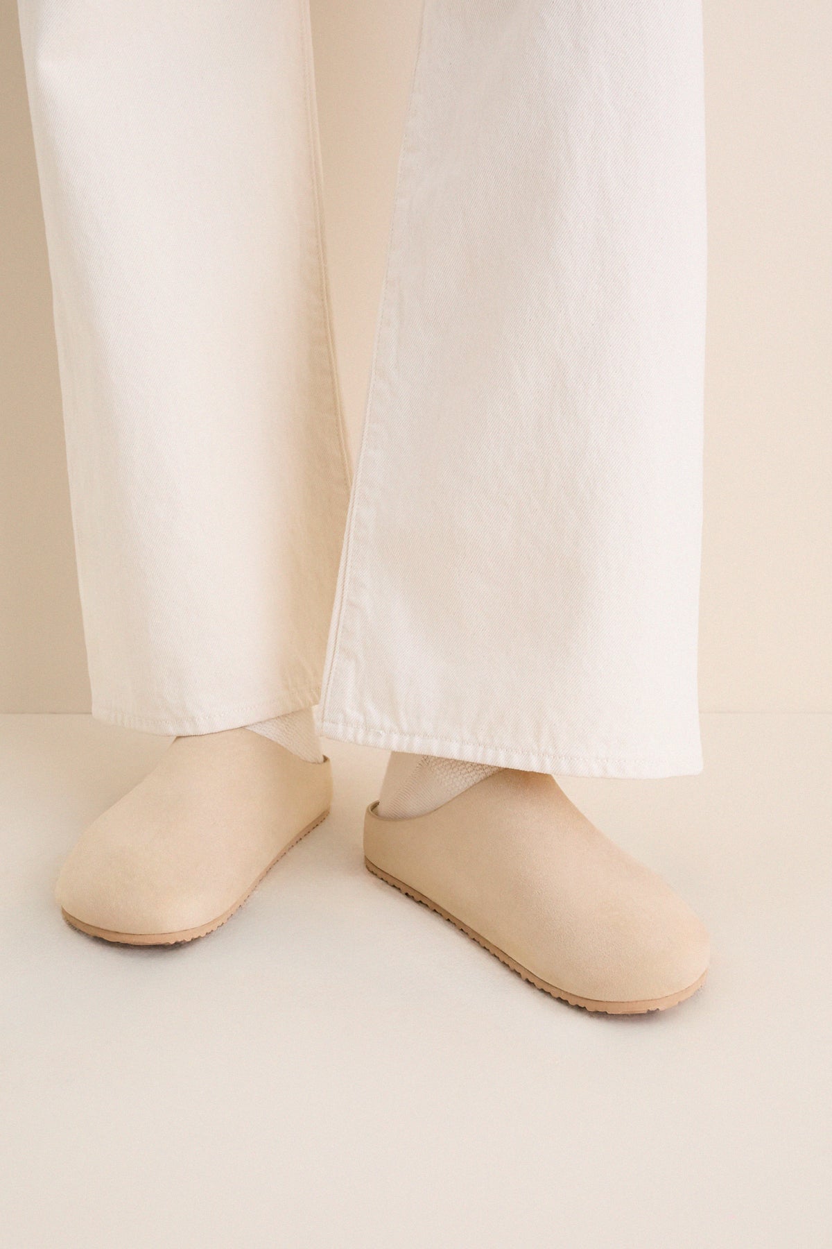 Natural Ashford Clogs