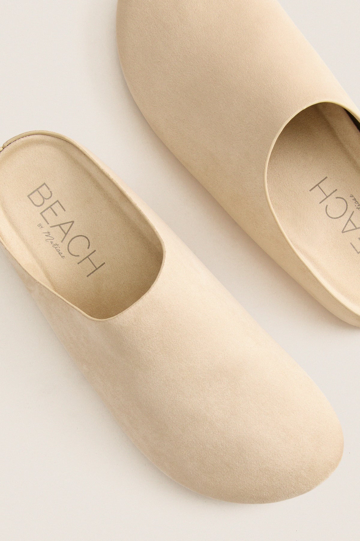 Natural Ashford Clogs