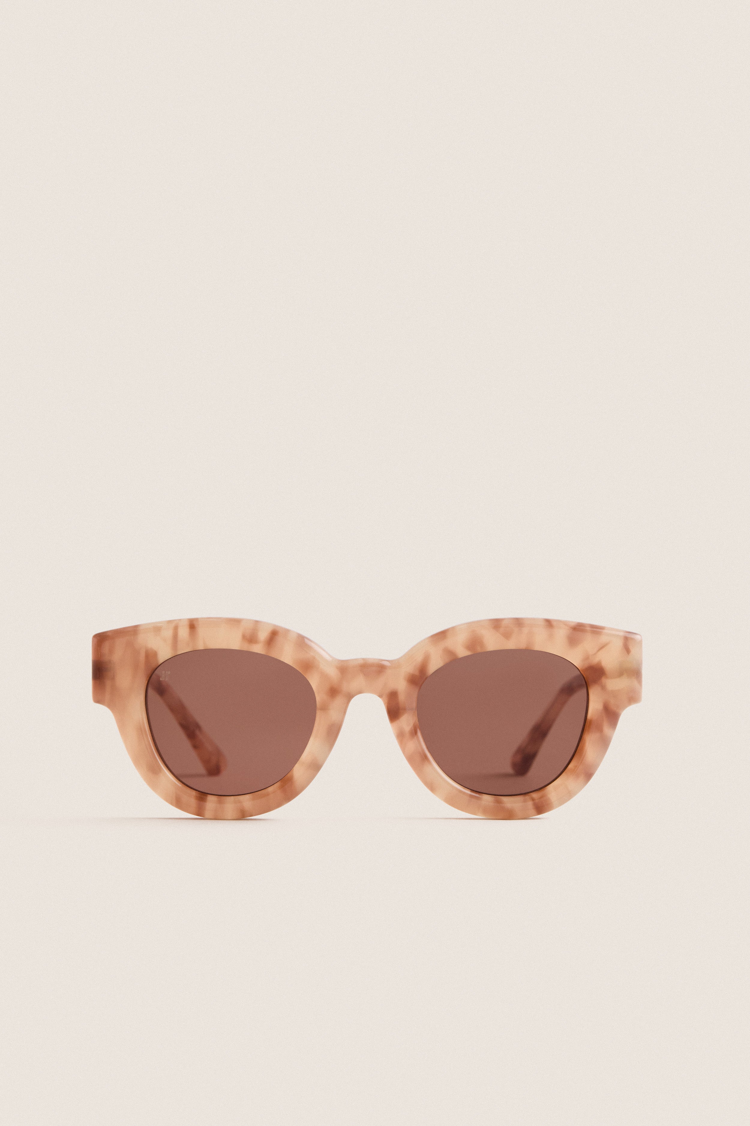 Cream Paoli Sunglasses | Jimmy Fairly