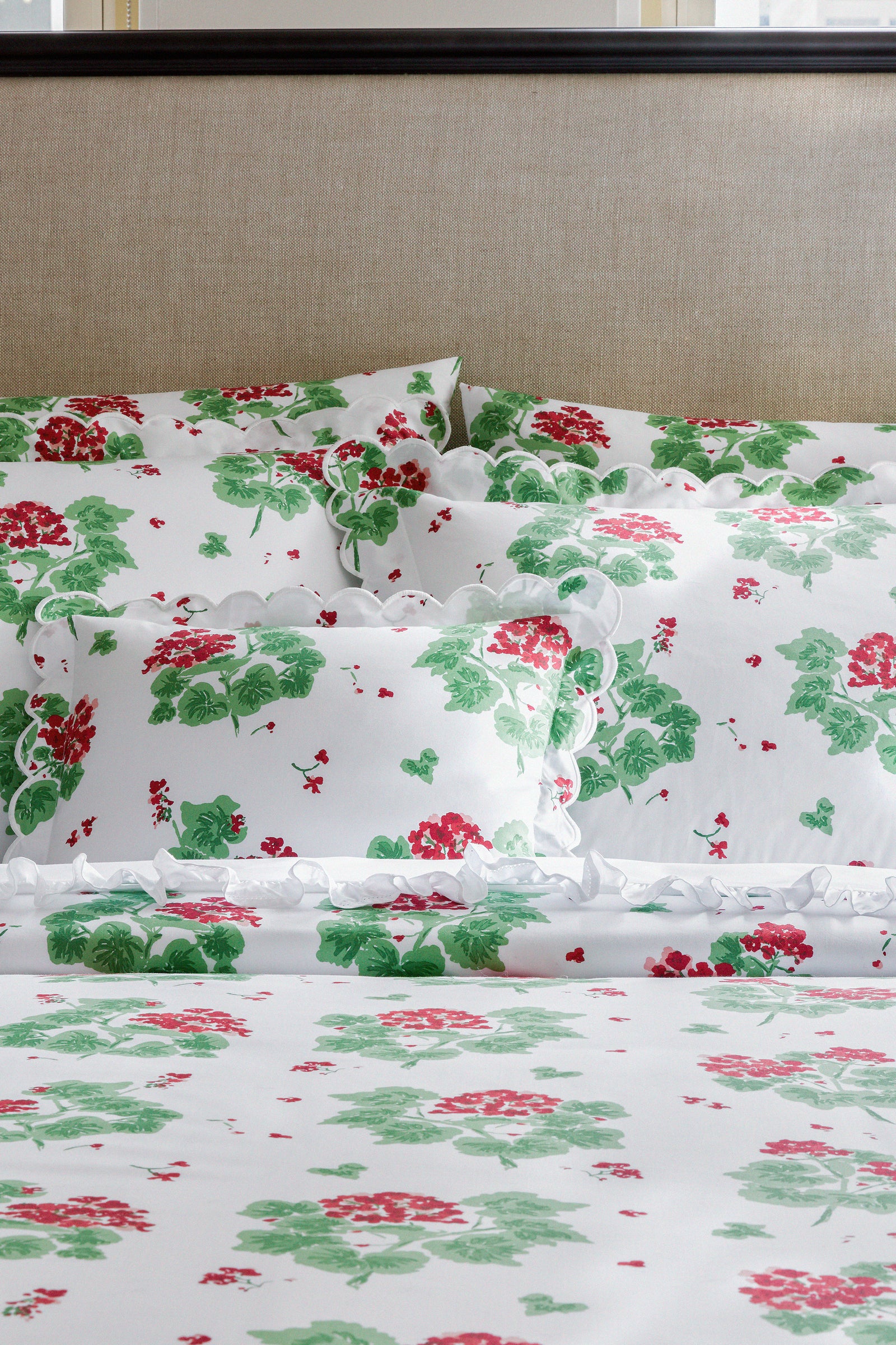 Scarlet Geranium Pillowcase Pair