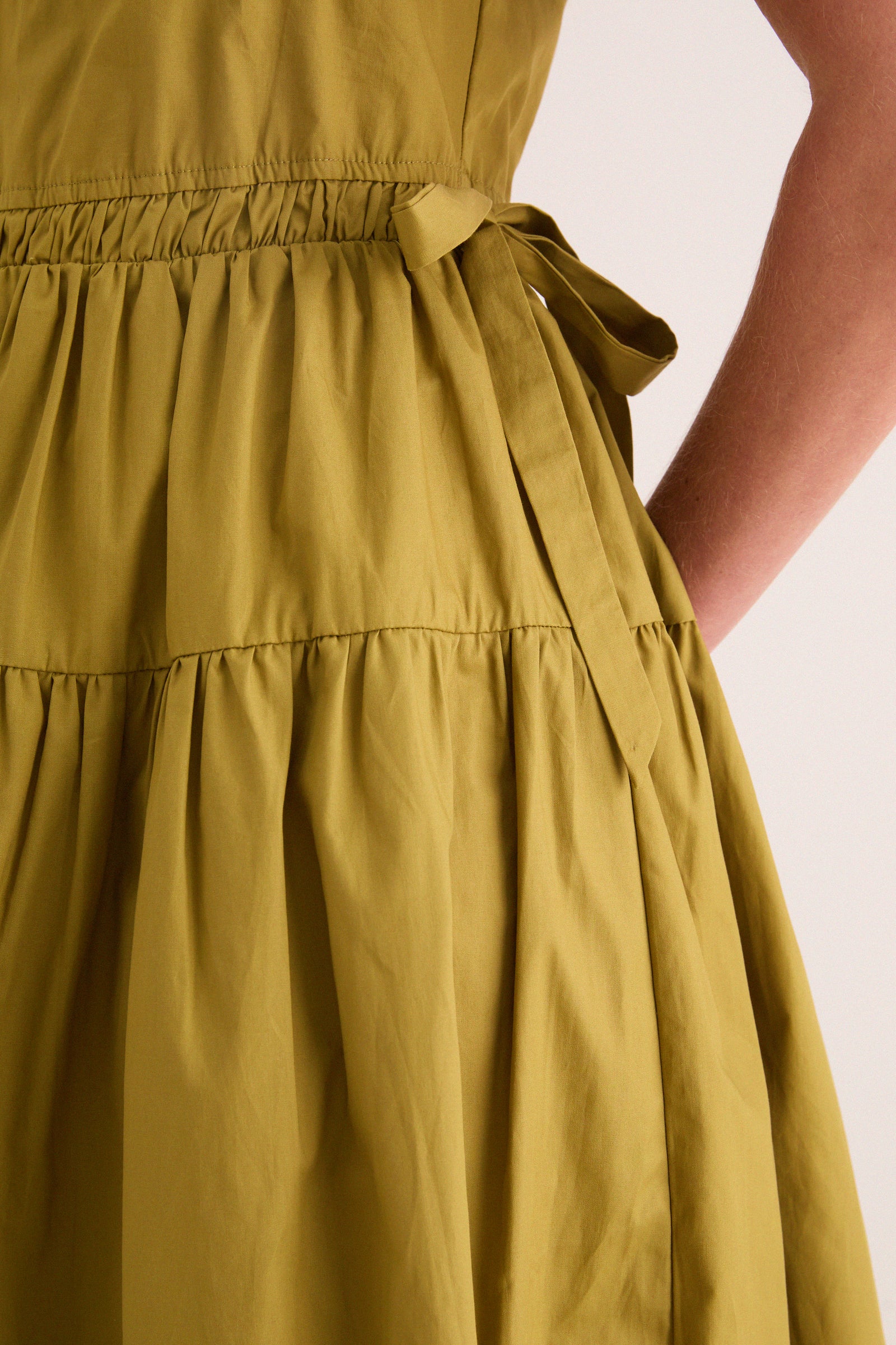 Citron Round Neck Puff Sleeve Midi Dress