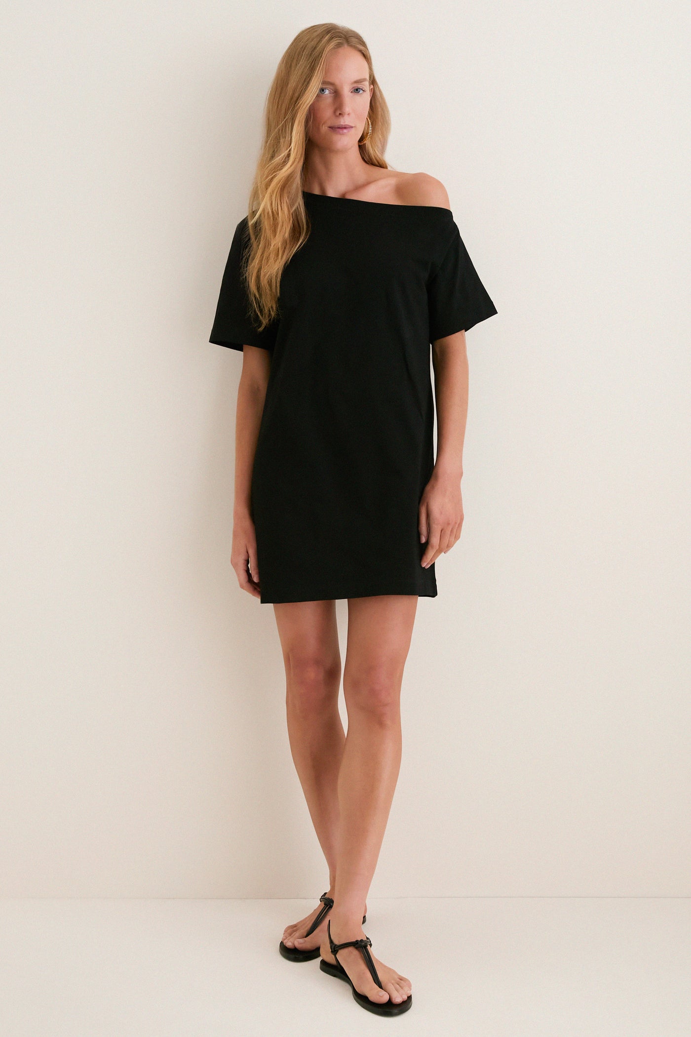black jersey dresses The Iconic Short Sleeve Dress Designed for both comfort and style Danna Jersey Dress - /