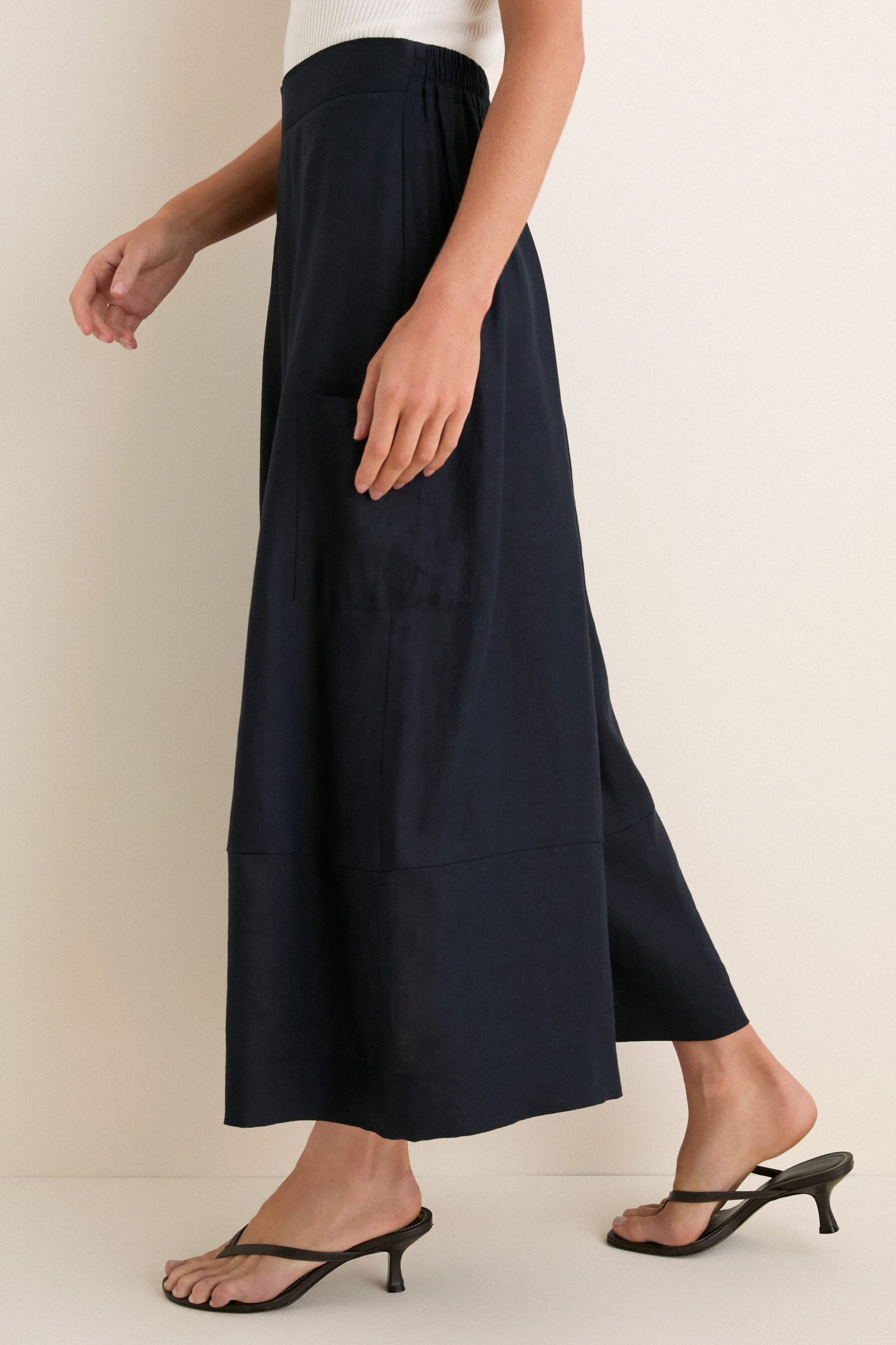 Navy Linen Wide Leg Enzo Pant | Tuckernuck