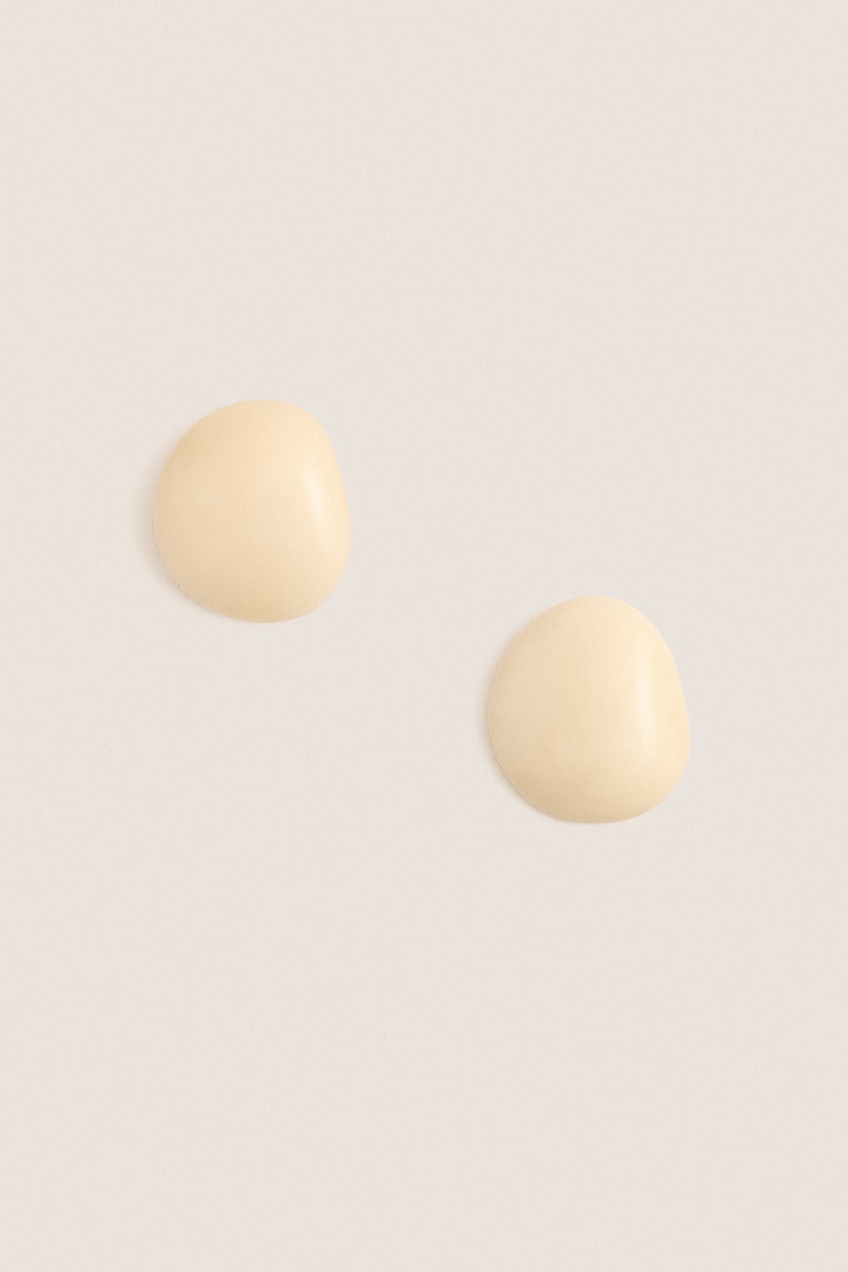 Oyster Small Tagua Earrings