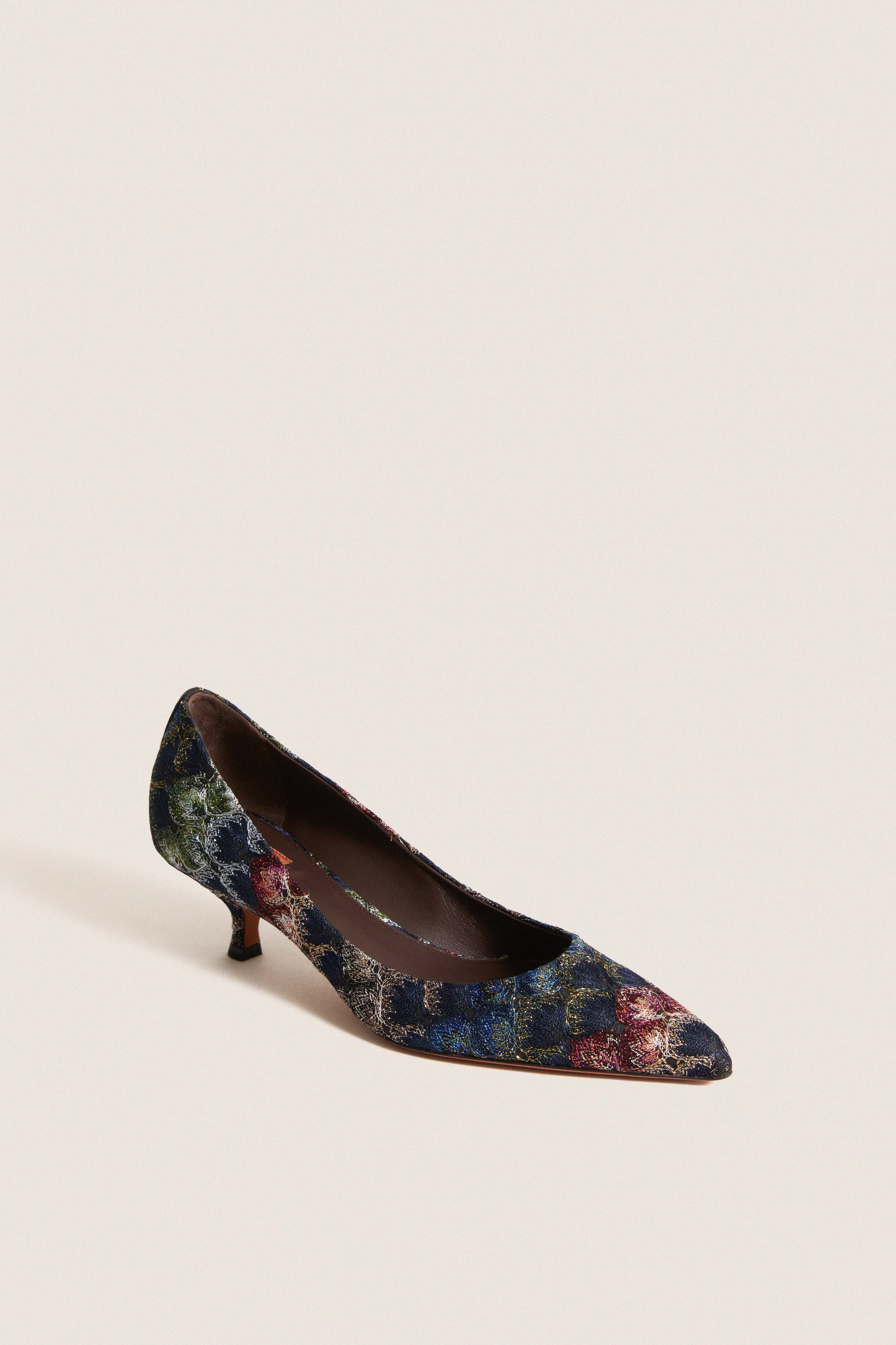 Dark Minibutton Lace Grace Heels
