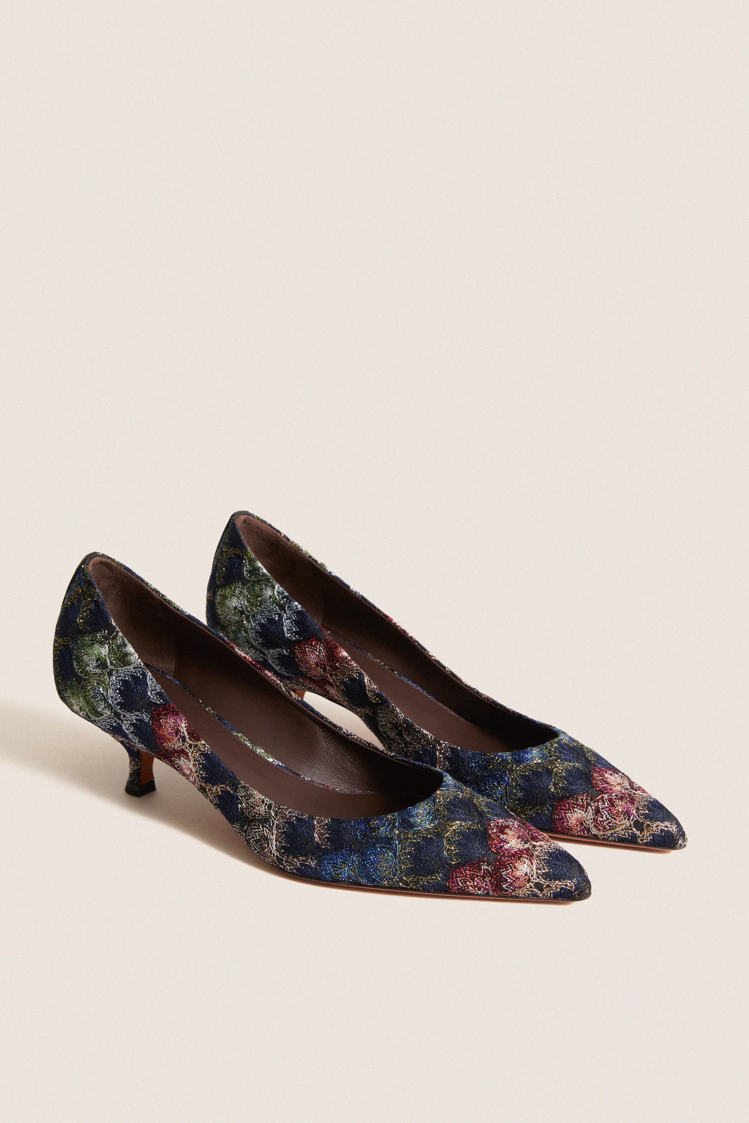 Dark Minibutton Lace Grace Heels