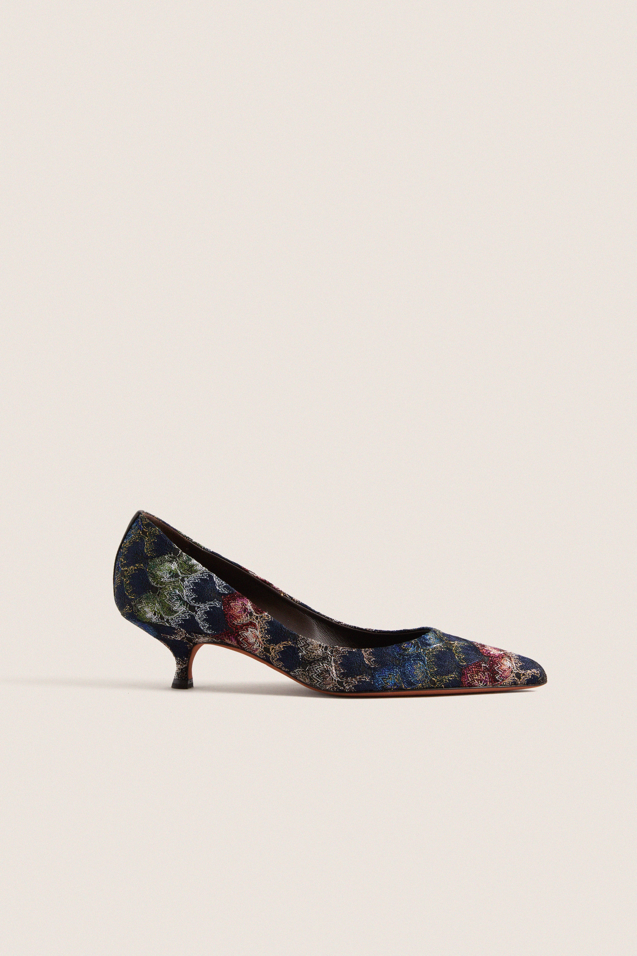 Dark Minibutton Lace Grace Heels