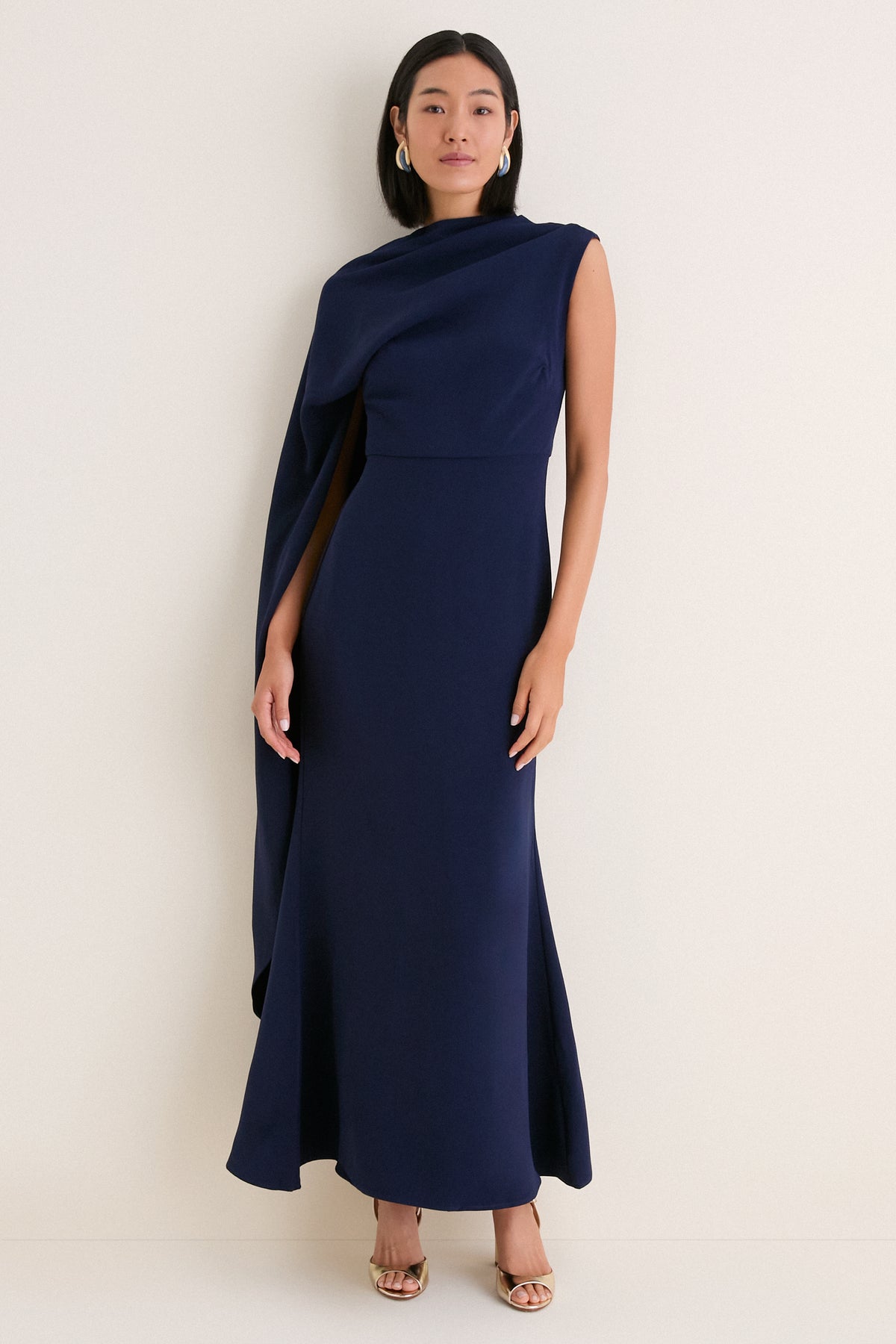 navy blue dress with heels Deep Leonara Asymmetric Cape high side slit Swatch : https://www.zodiaconline.com/media/catalog/product/s/h/shirts_zod_russell_100_polyester_pln_133_zrs_fssc_cac_black_21_d_01.jpg Size:L(38) FASHION NOVA Women's Black Silk