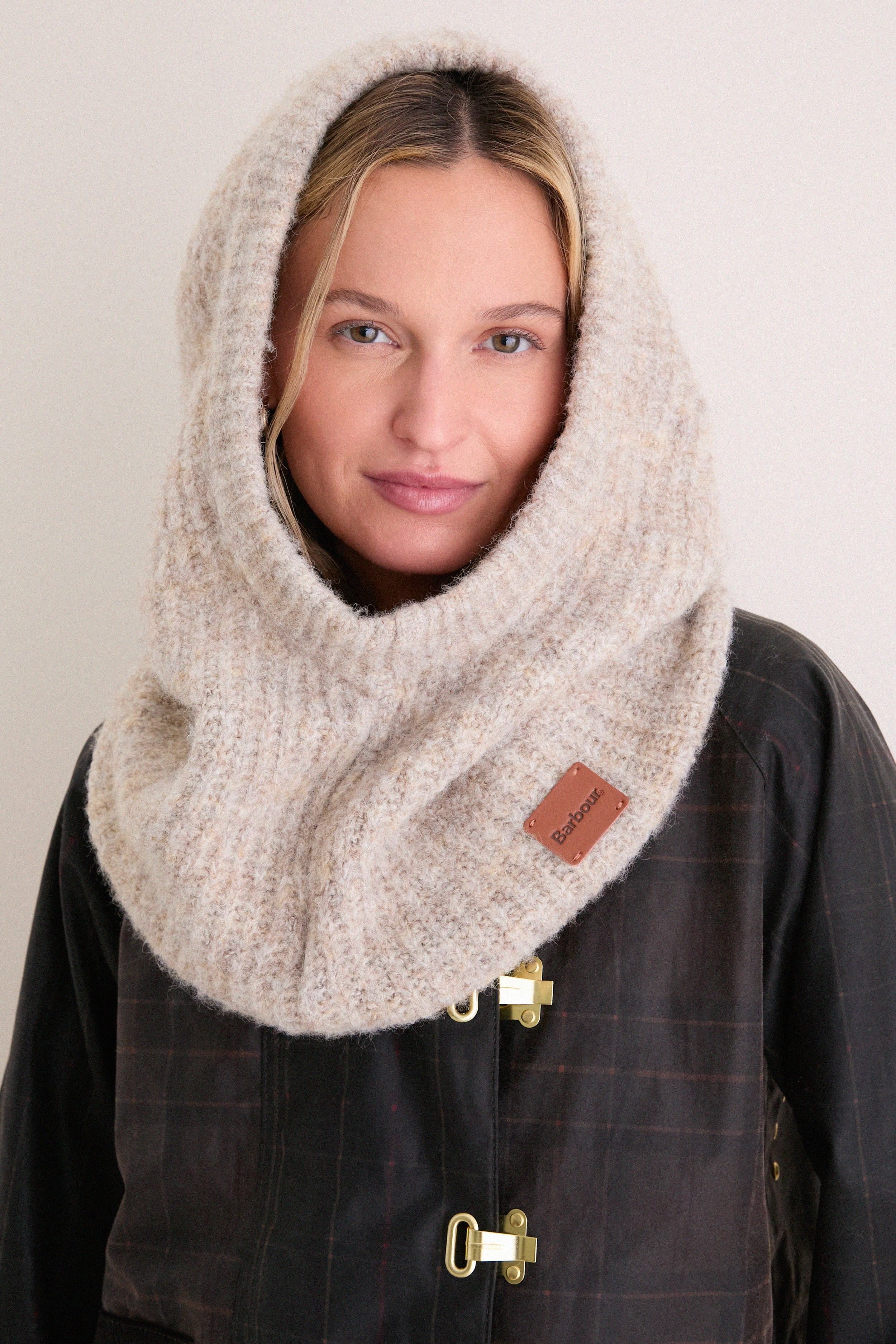 Oat May Knitted Snood