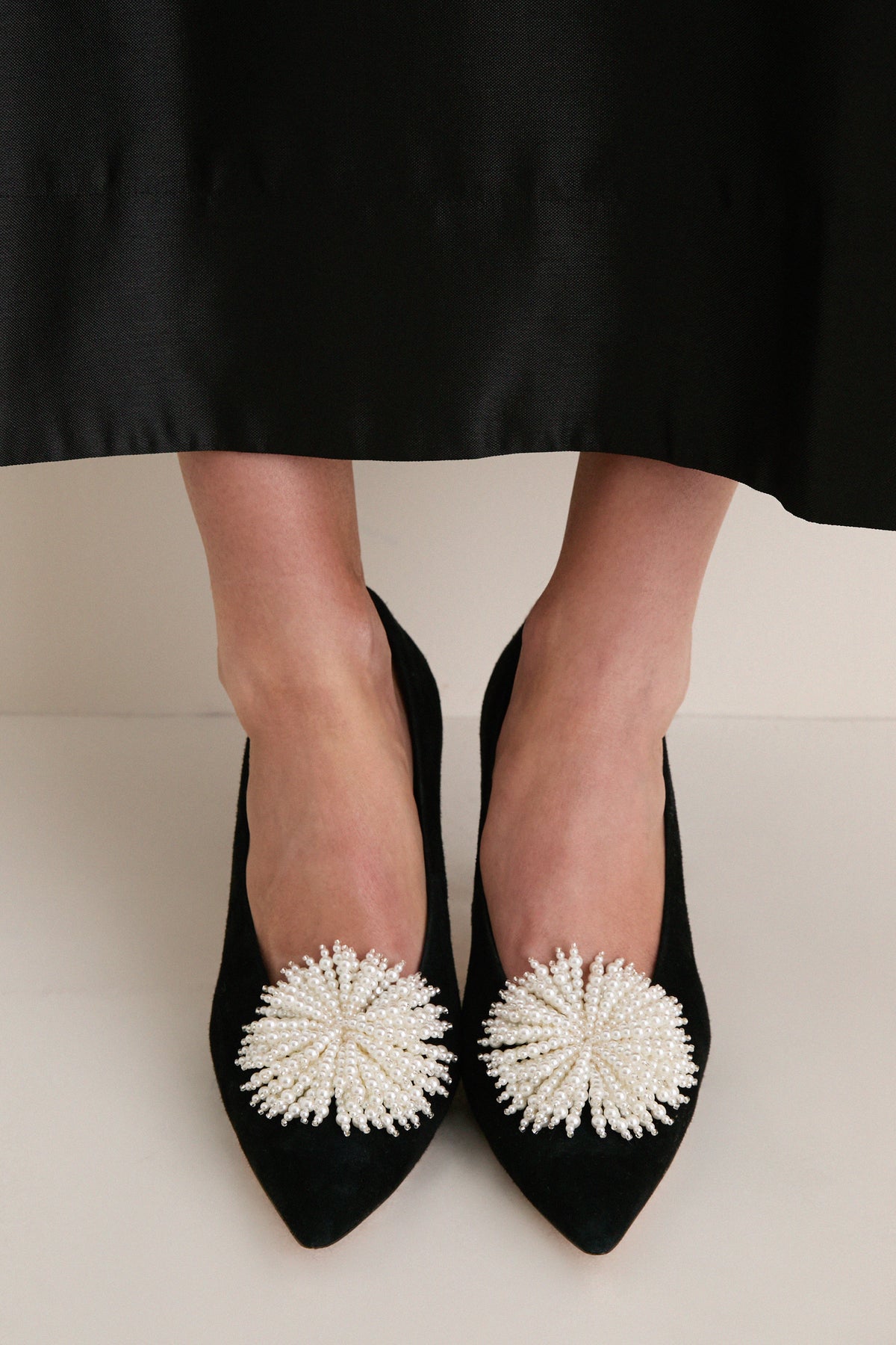 Pearl Flowers Shoe Clips Set