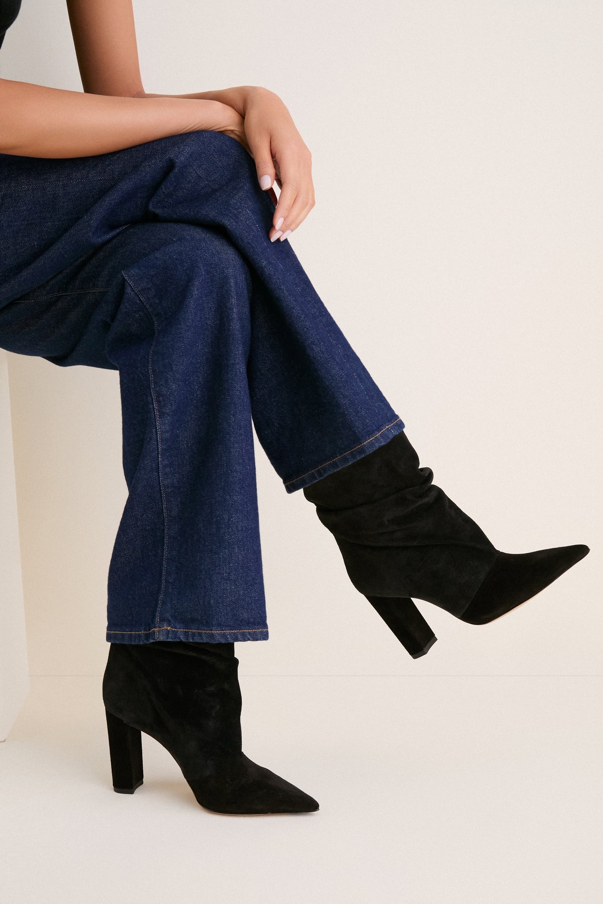 Black Thay Slouch 90 Boots