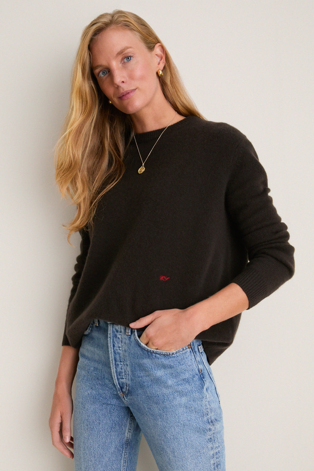 Espresso Cashmere Boyfriend Bodie Crewneck