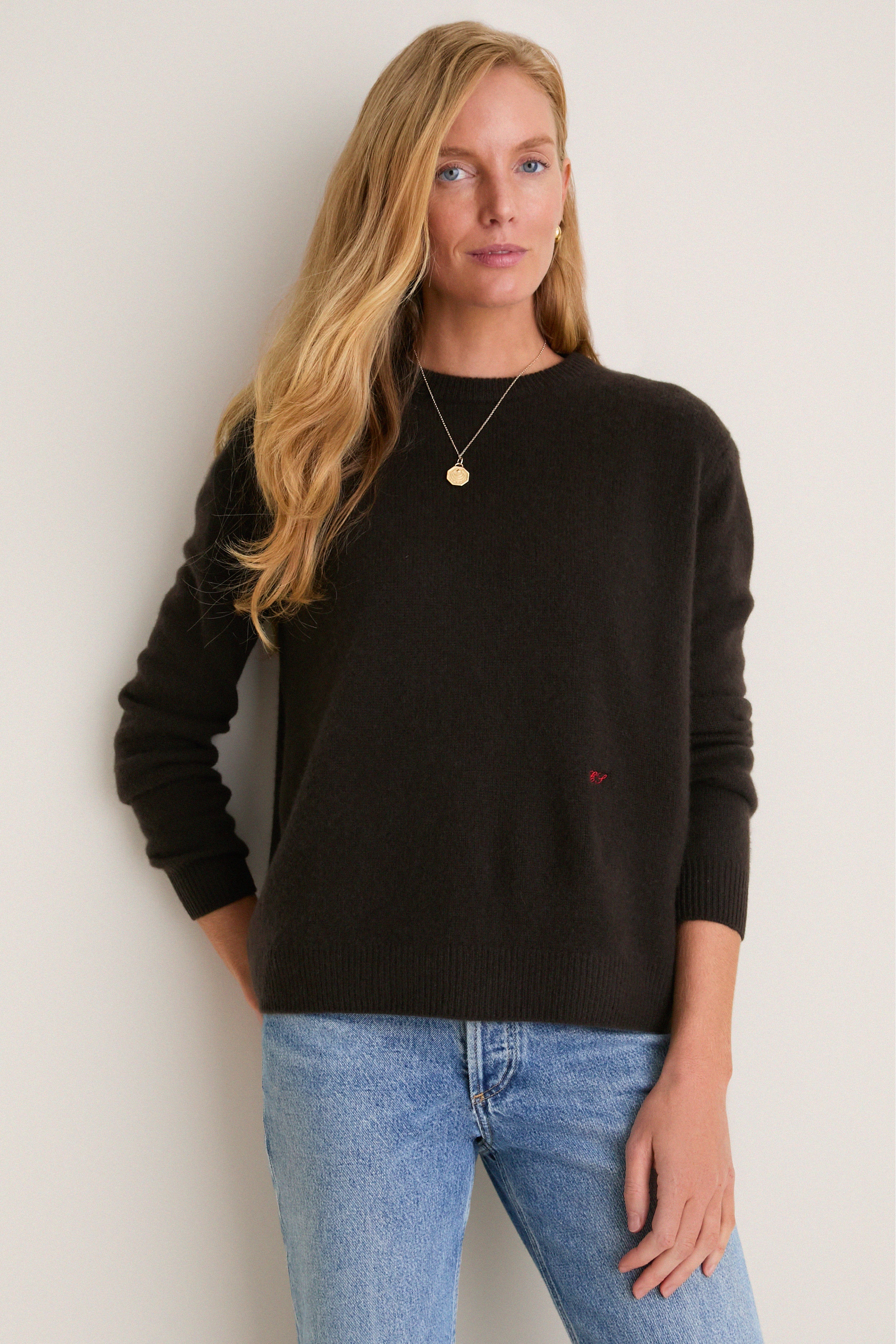 Espresso Cashmere Boyfriend Bodie Crewneck