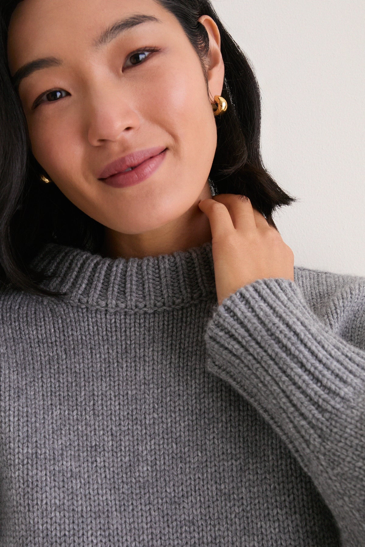 Gray Genevieve Cashmere Wool Blend Crewneck Sweater