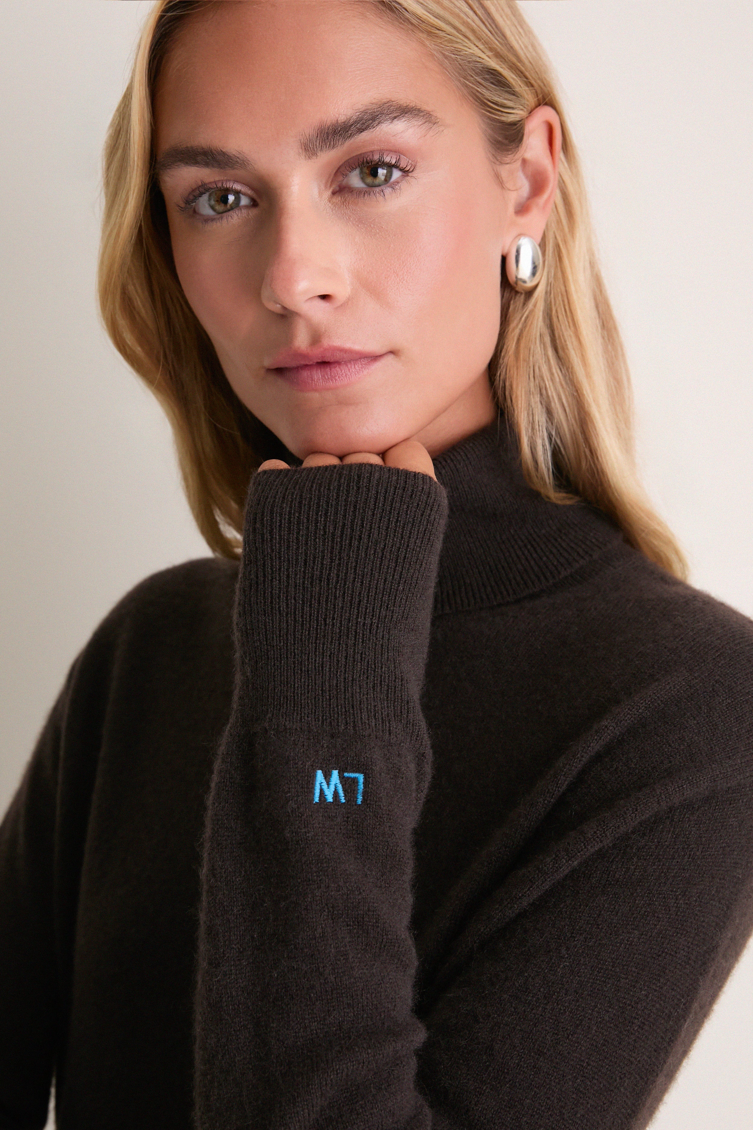 Espresso Cashmere Evelyn Turtleneck