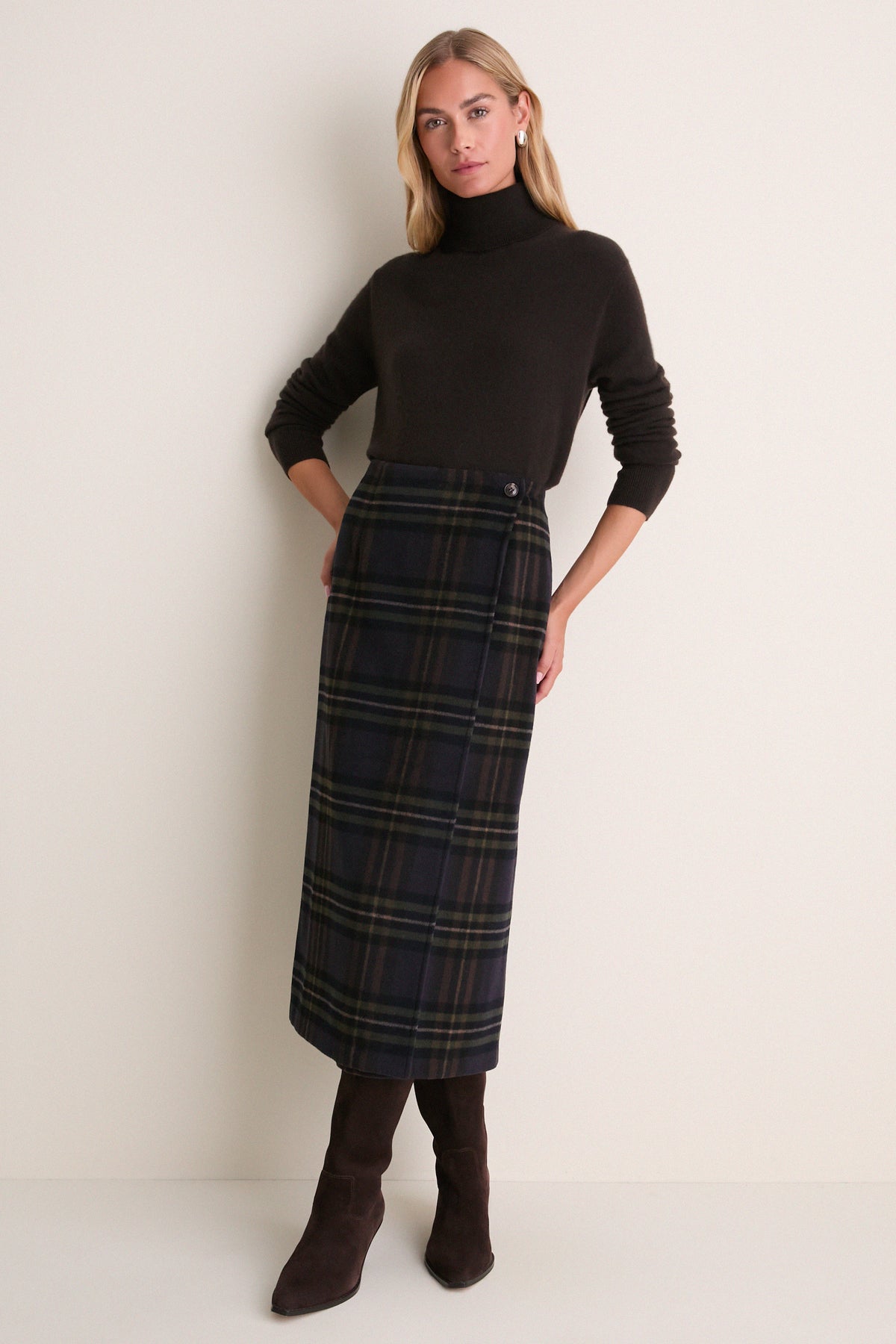 Espresso Cashmere Evelyn Turtleneck
