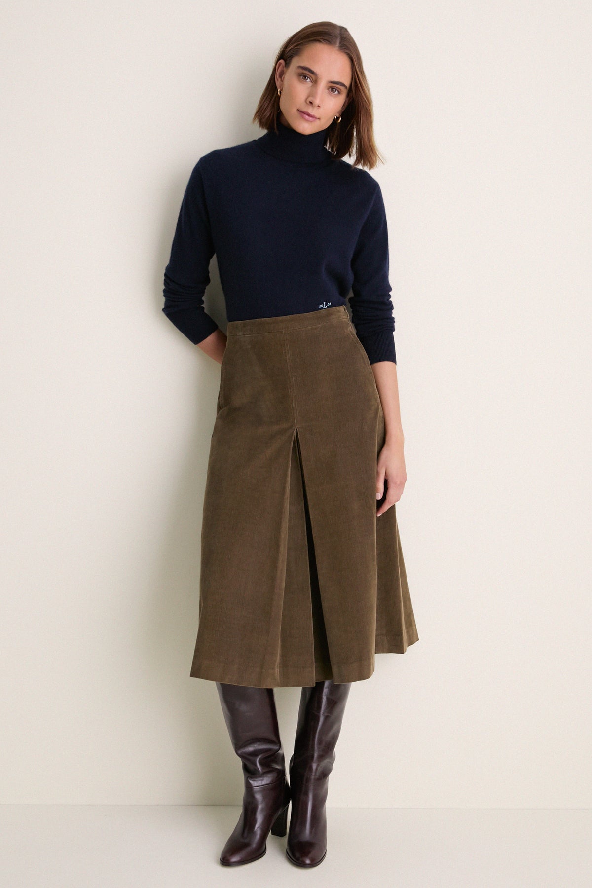 Midnight Navy Cashmere Evelyn Turtleneck