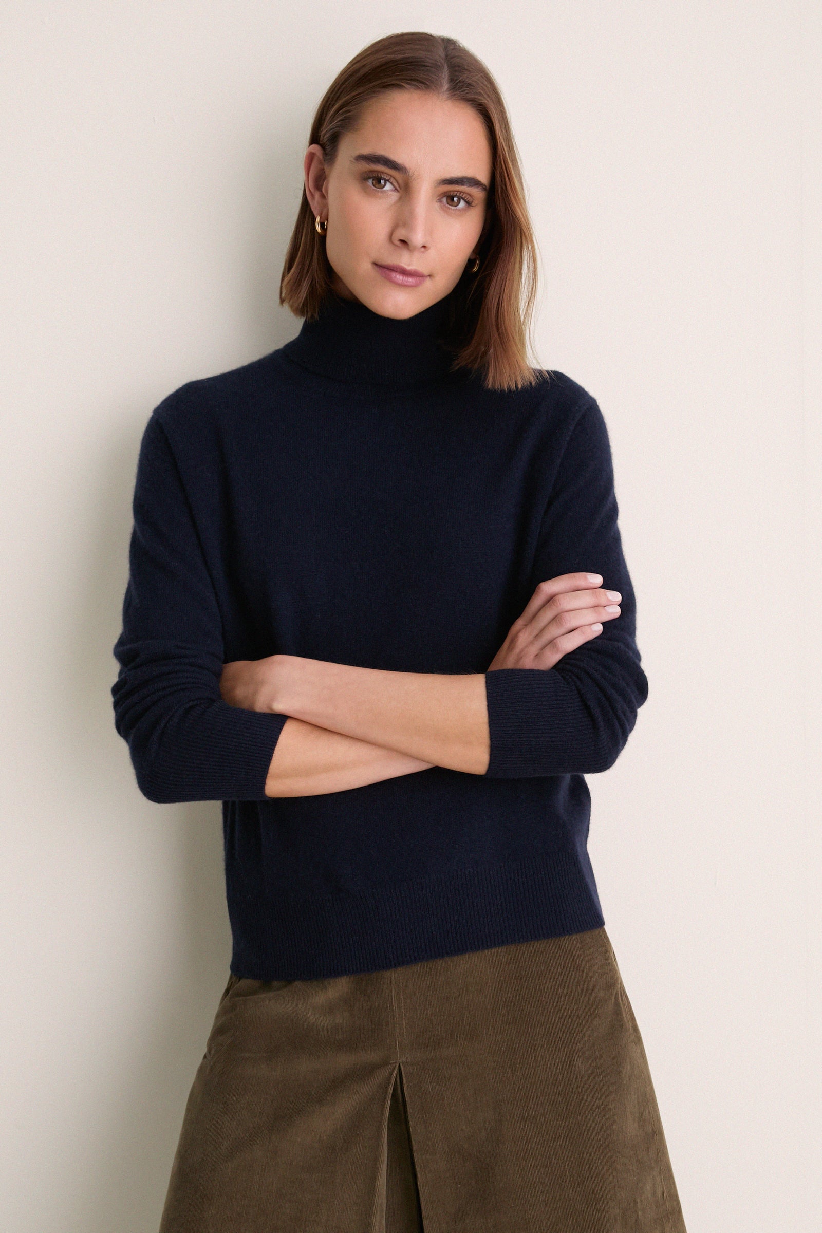Midnight Navy Cashmere Evelyn Turtleneck
