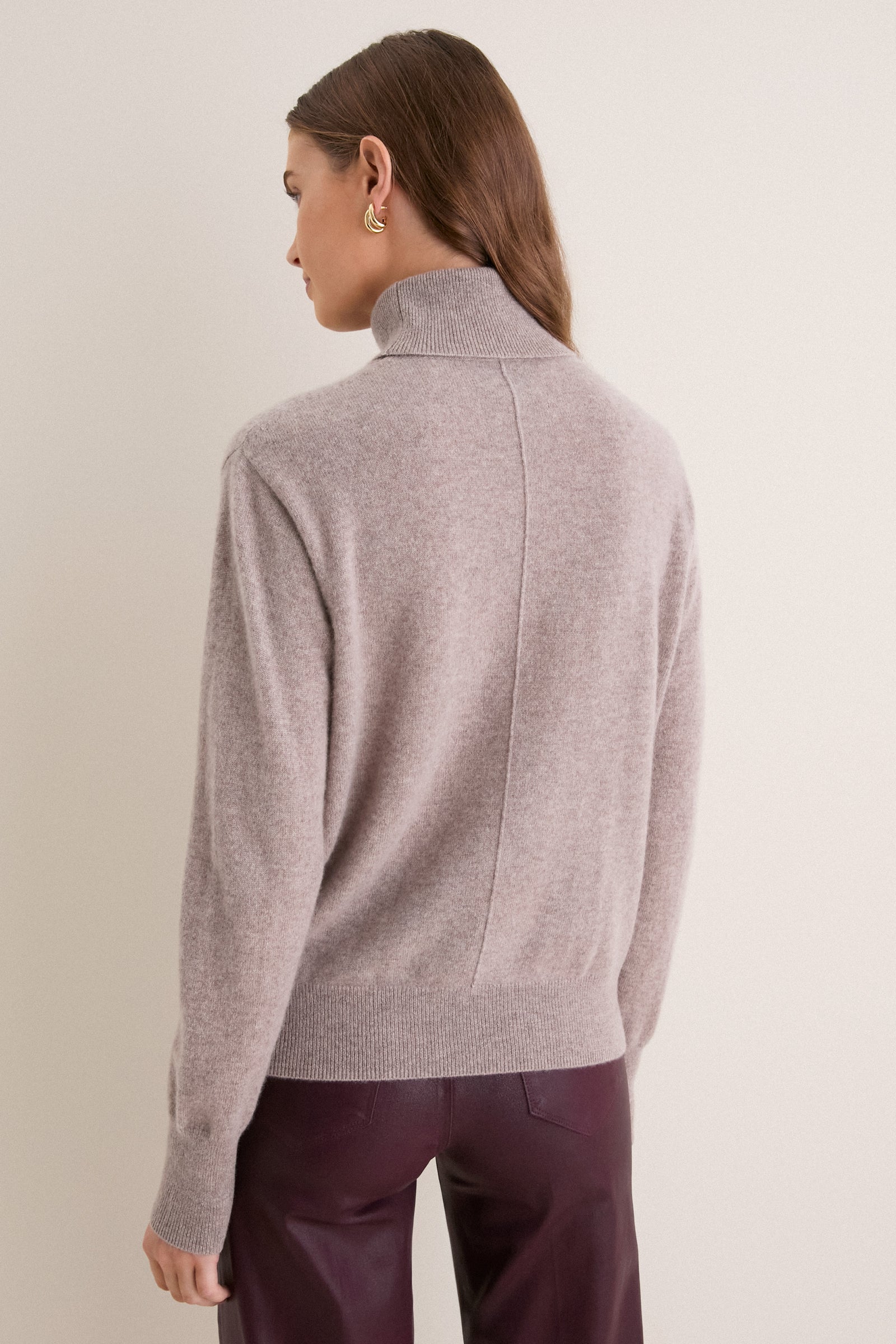 Wheat Cashmere Evelyn Turtleneck