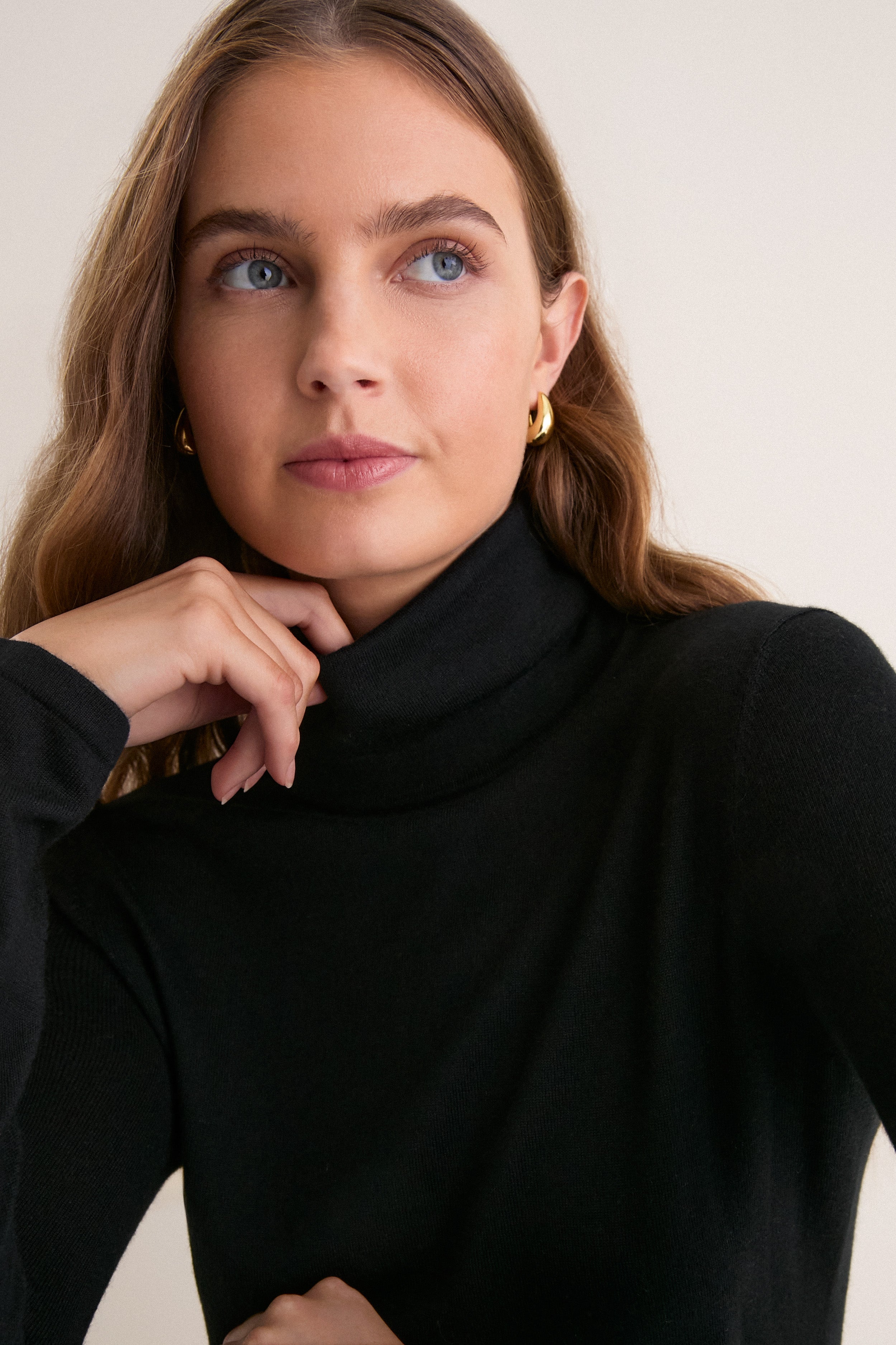 Black Cashmere Silk Tinley Turtleneck