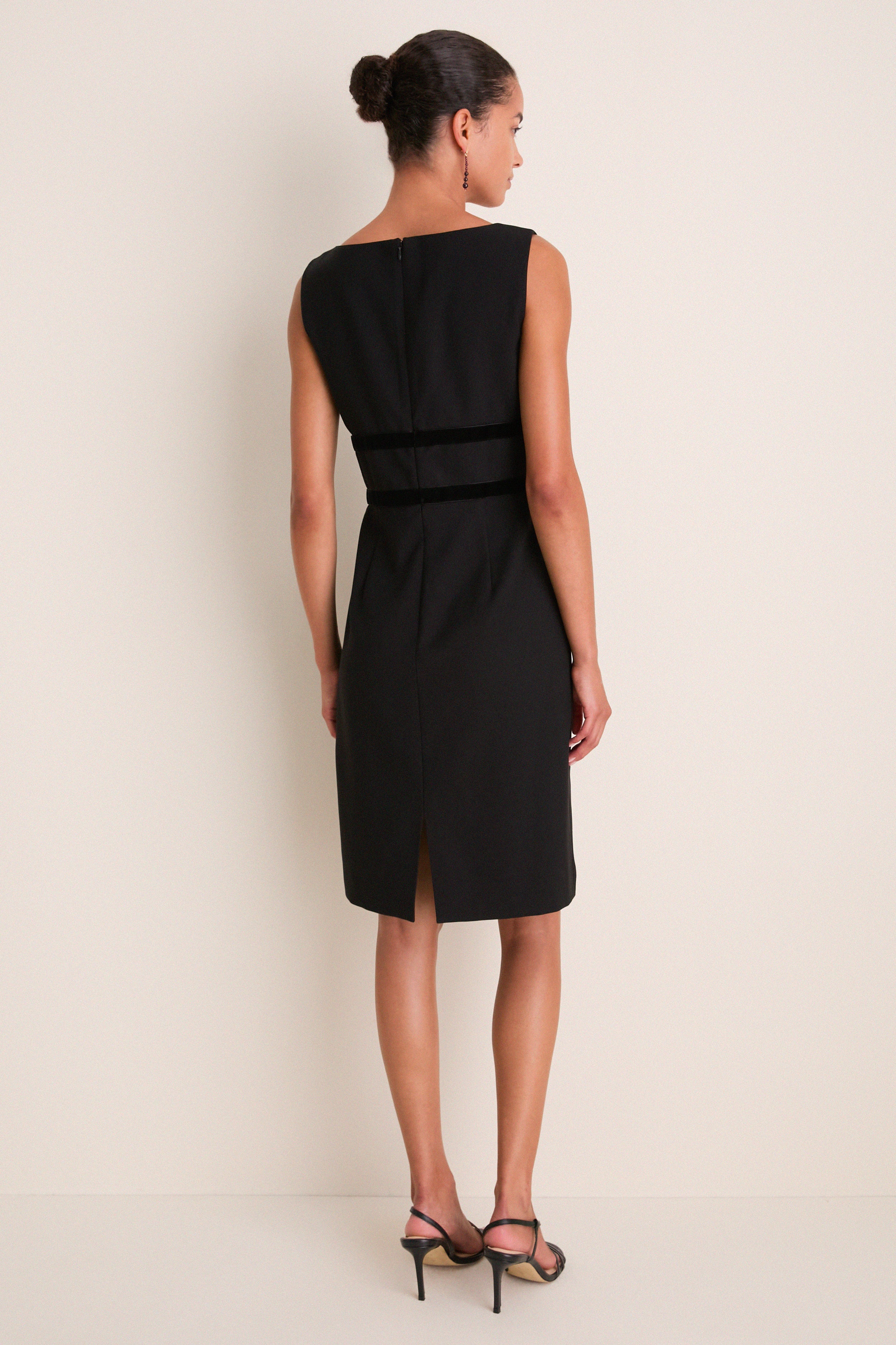 Black Wool Bow Detailed Natalie Dress