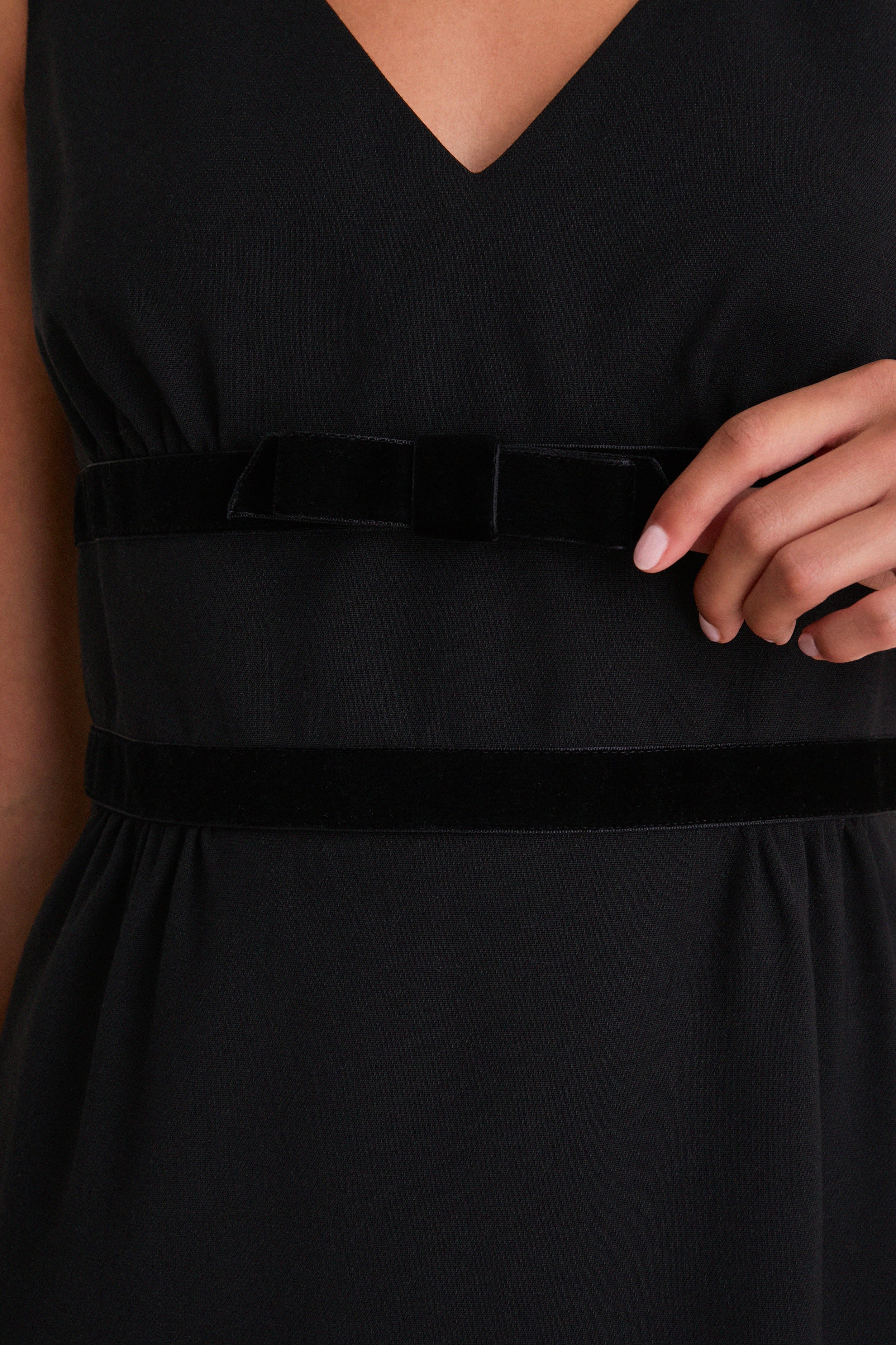 Black Wool Bow Detailed Natalie Dress