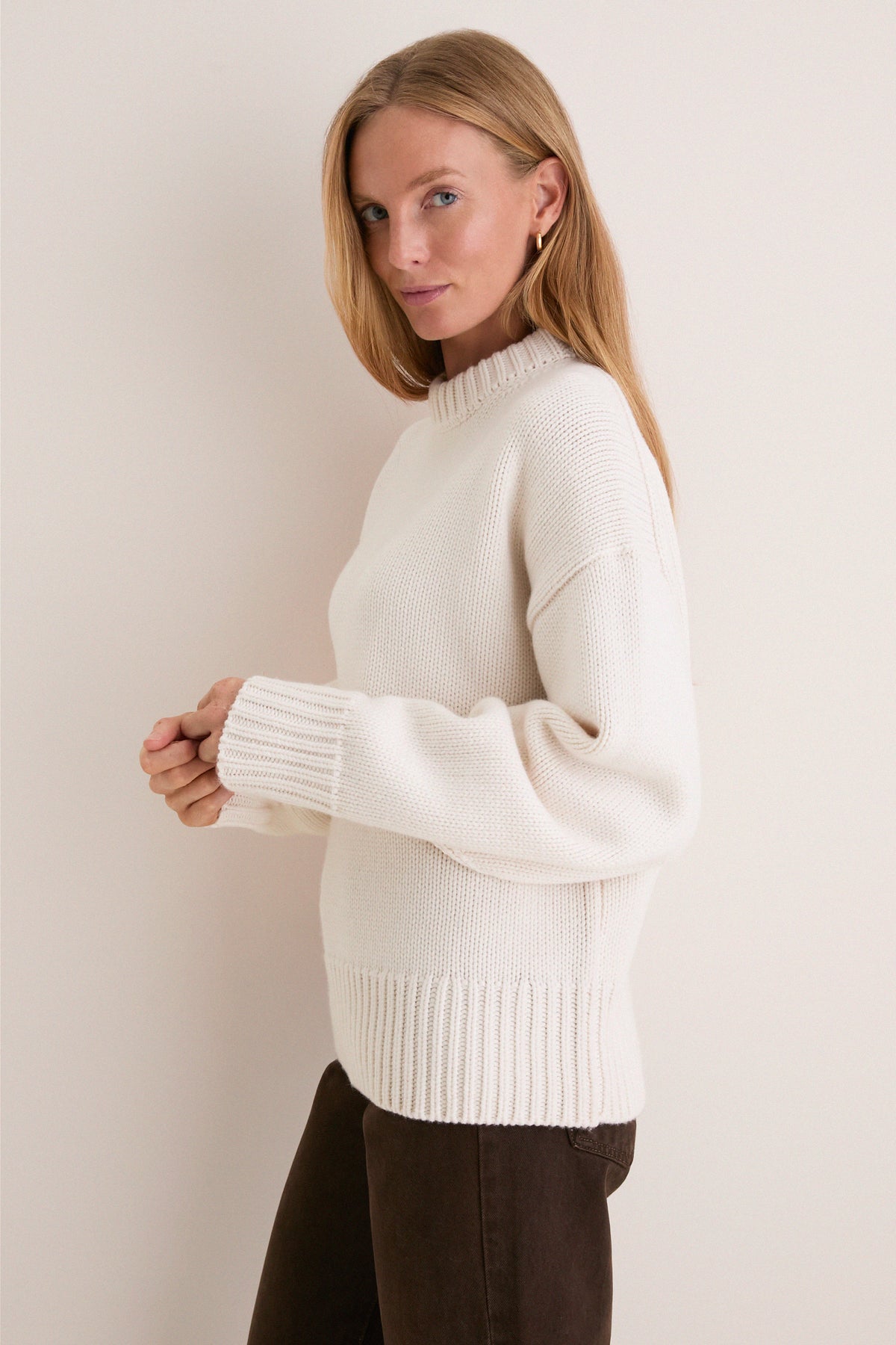 Ivory Genvieve Cashmere Wool Blend Crewneck Sweater