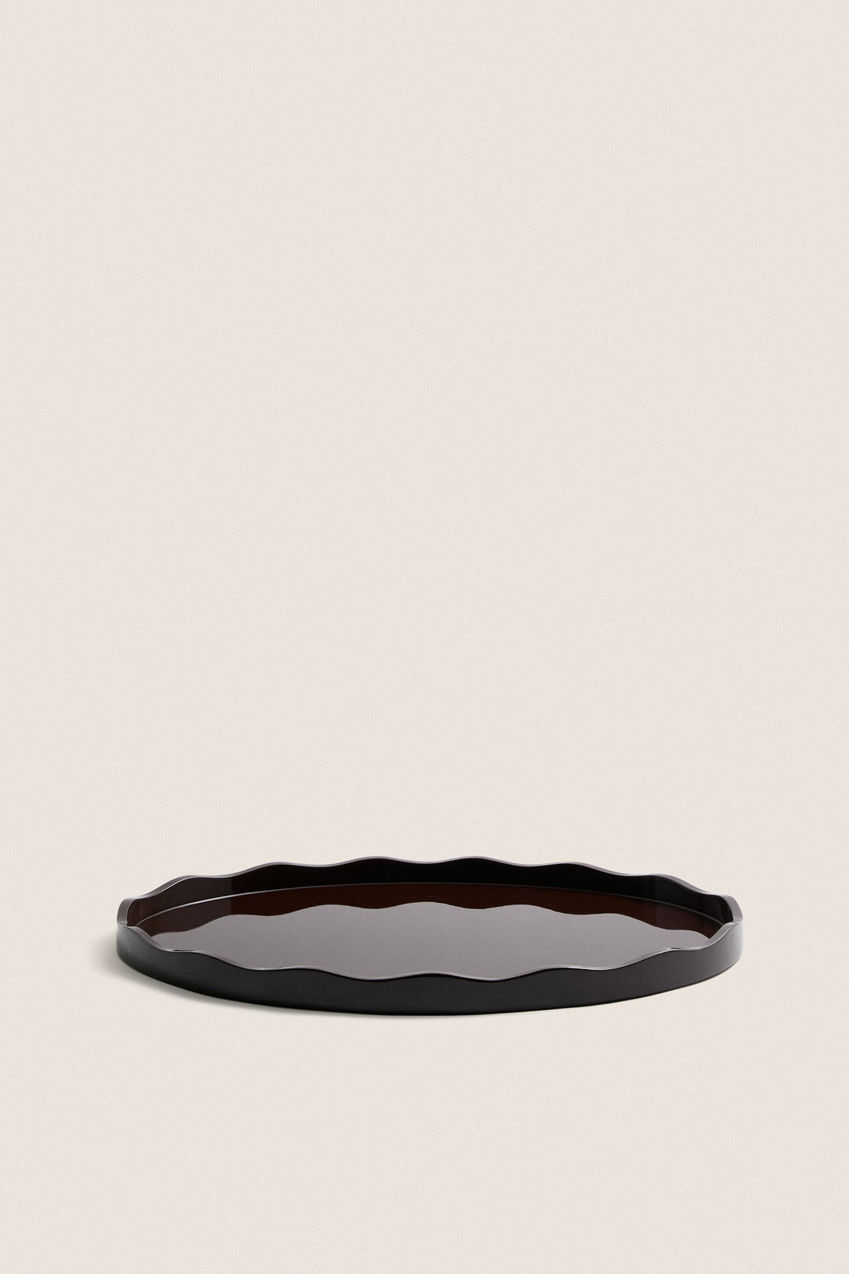 Large Scalloped Oval Chestnut Lacquer Tray