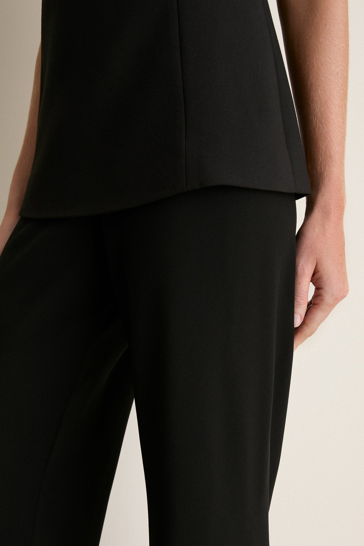 Black Crepe Pull On Deja Pants