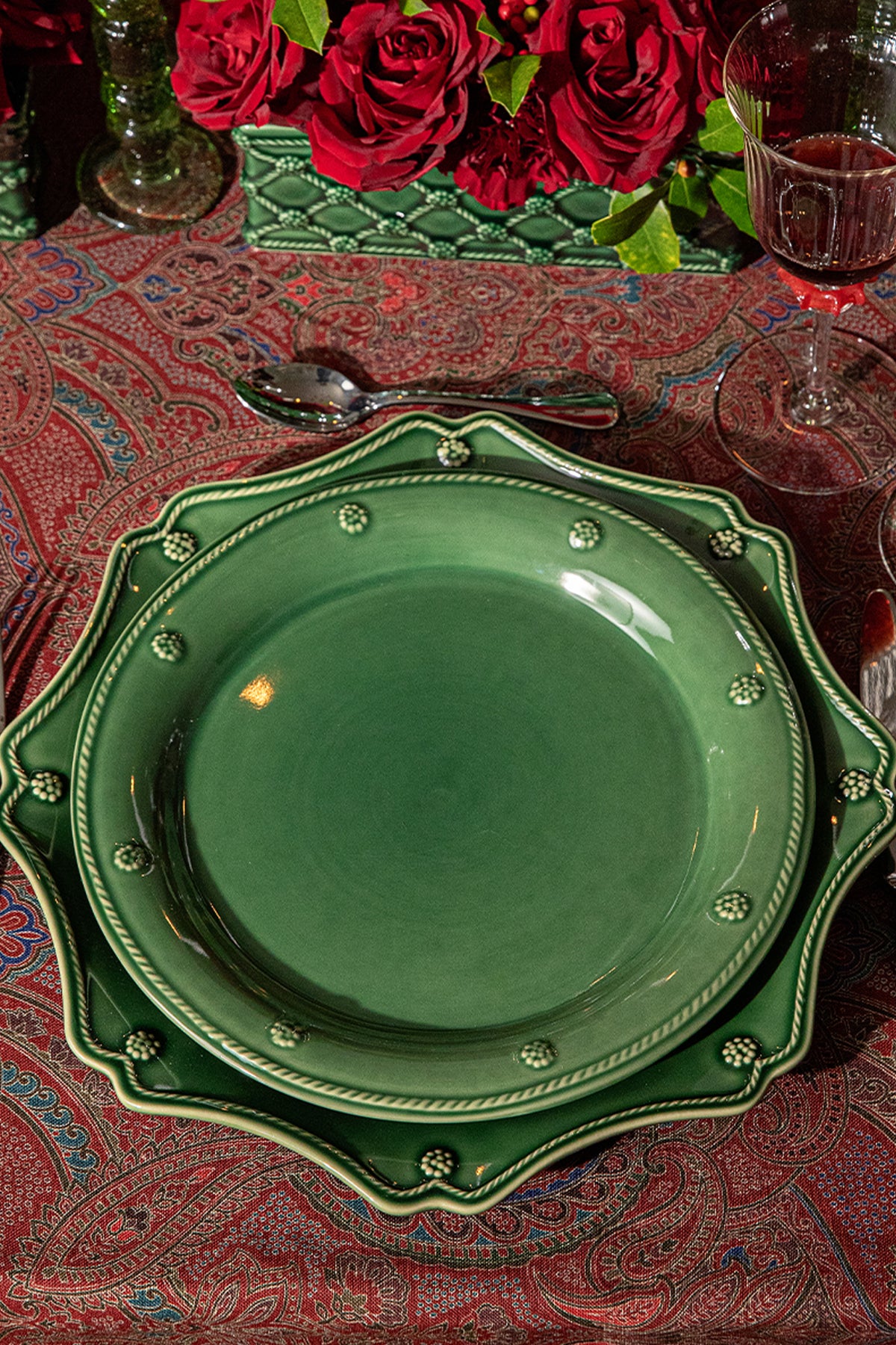 Basil Berry and Thread Dinner Plate