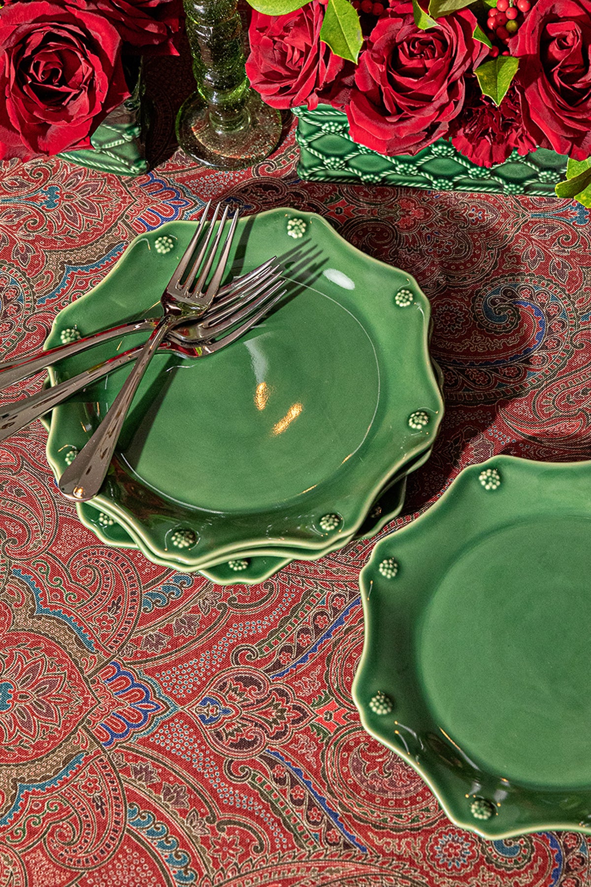 Basil Berry and Thread Scalloped Dessert-Salad Plate
