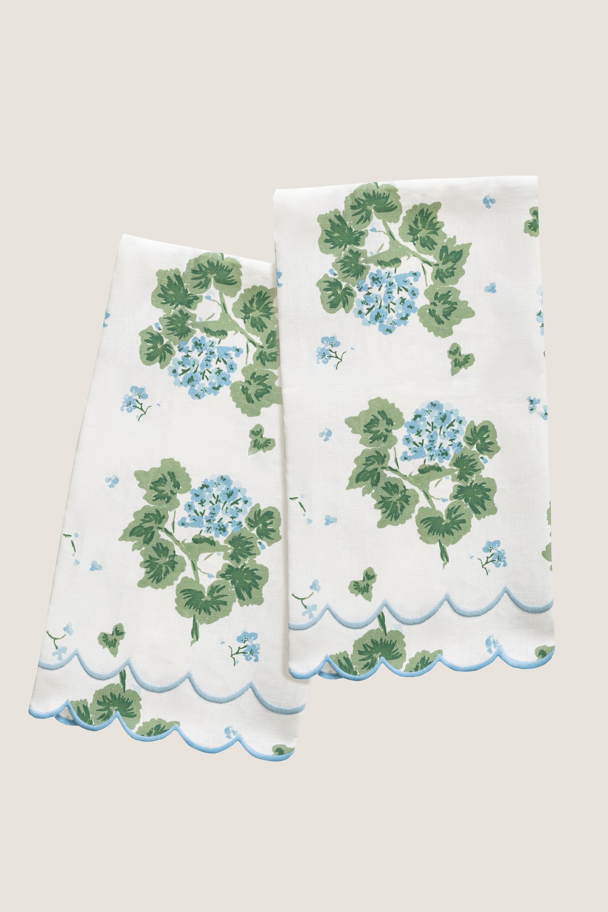 Blue Geranium Guest Towels (Set of 2)