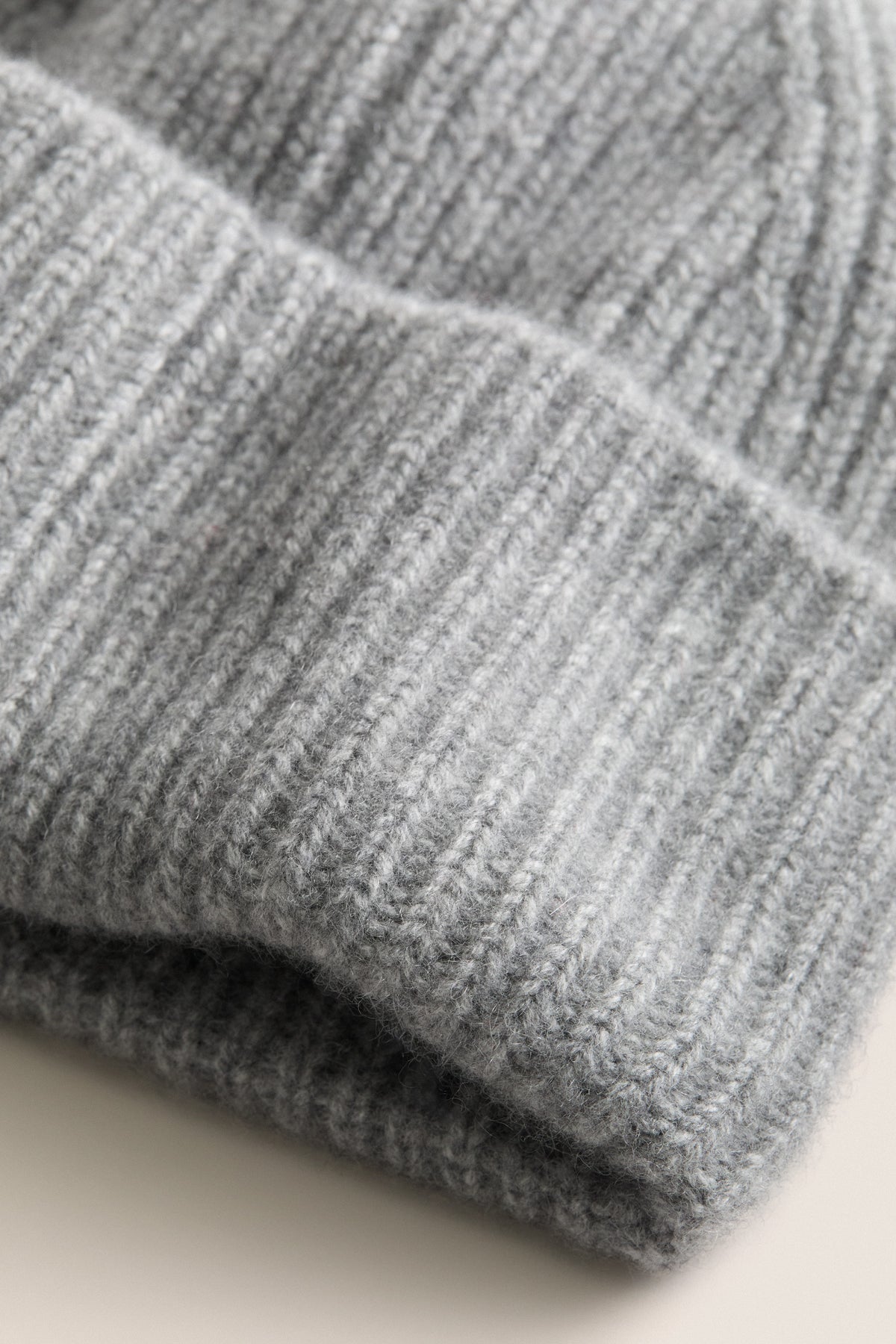 Gray Cashmere Ribbed Beanie