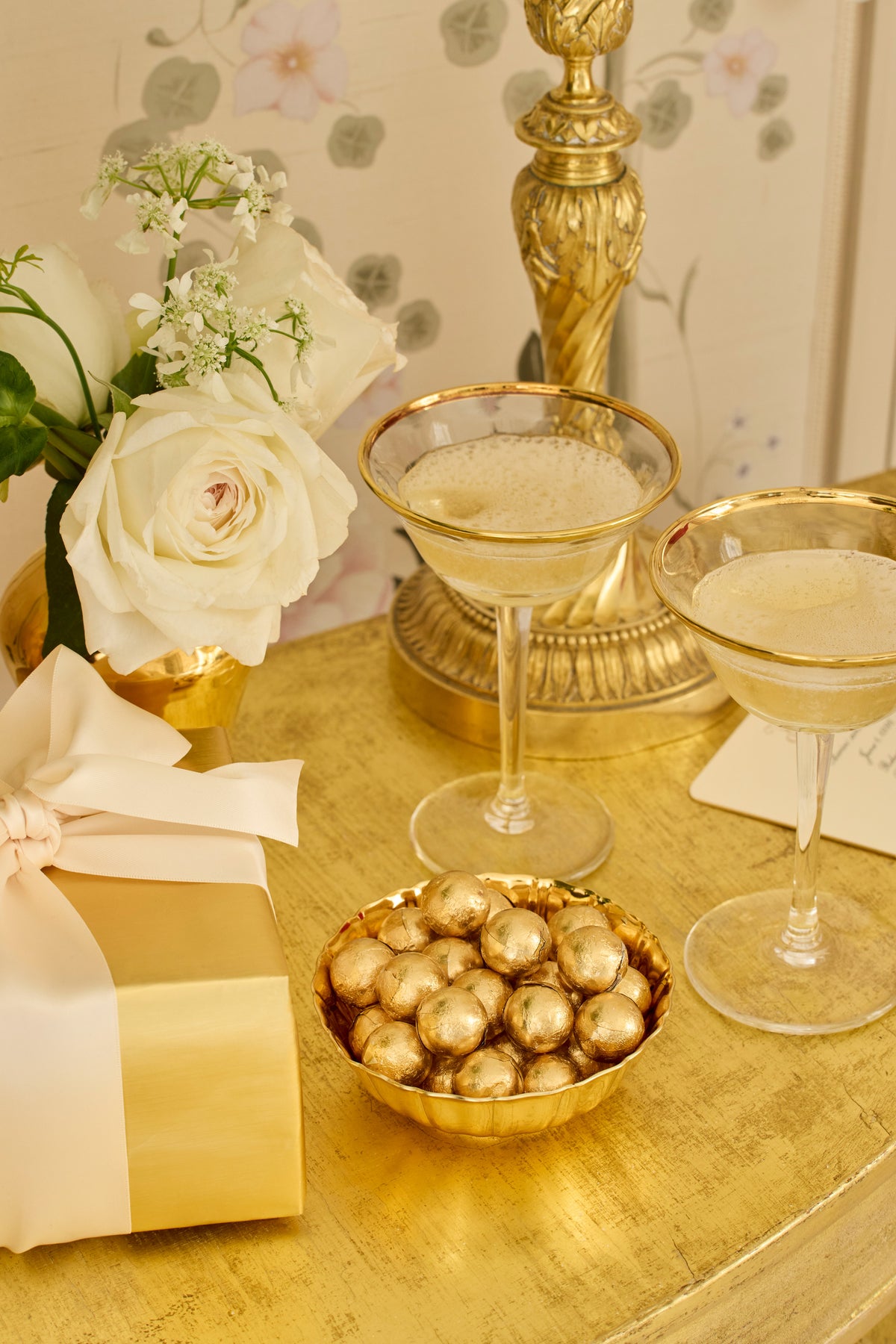 Gold Mairie Small Bowls (Set of 2)