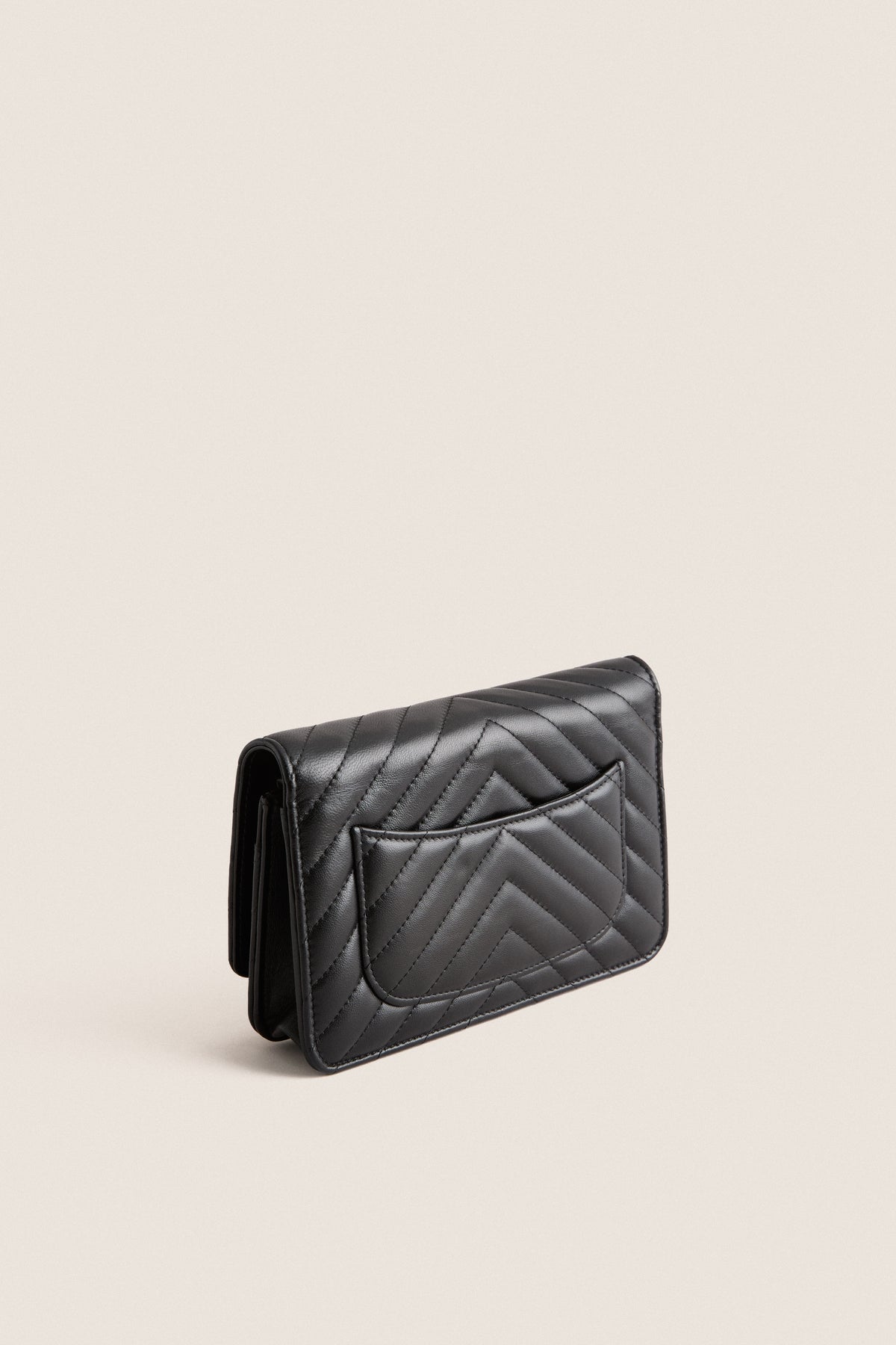 CHANEL Black Shoulder Bag