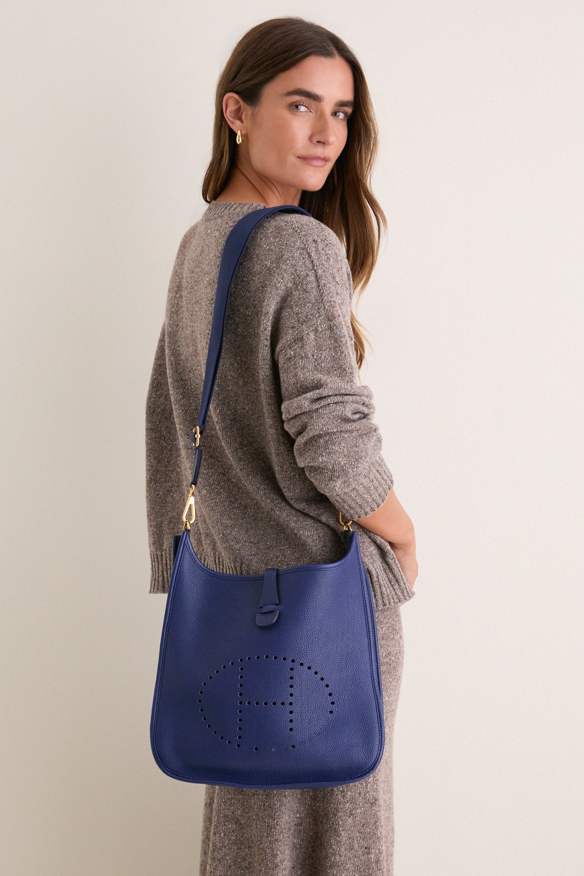 HERMES Blue Evelyne 29 Shoulder Bag