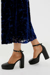Black Dayna Platform Pumps