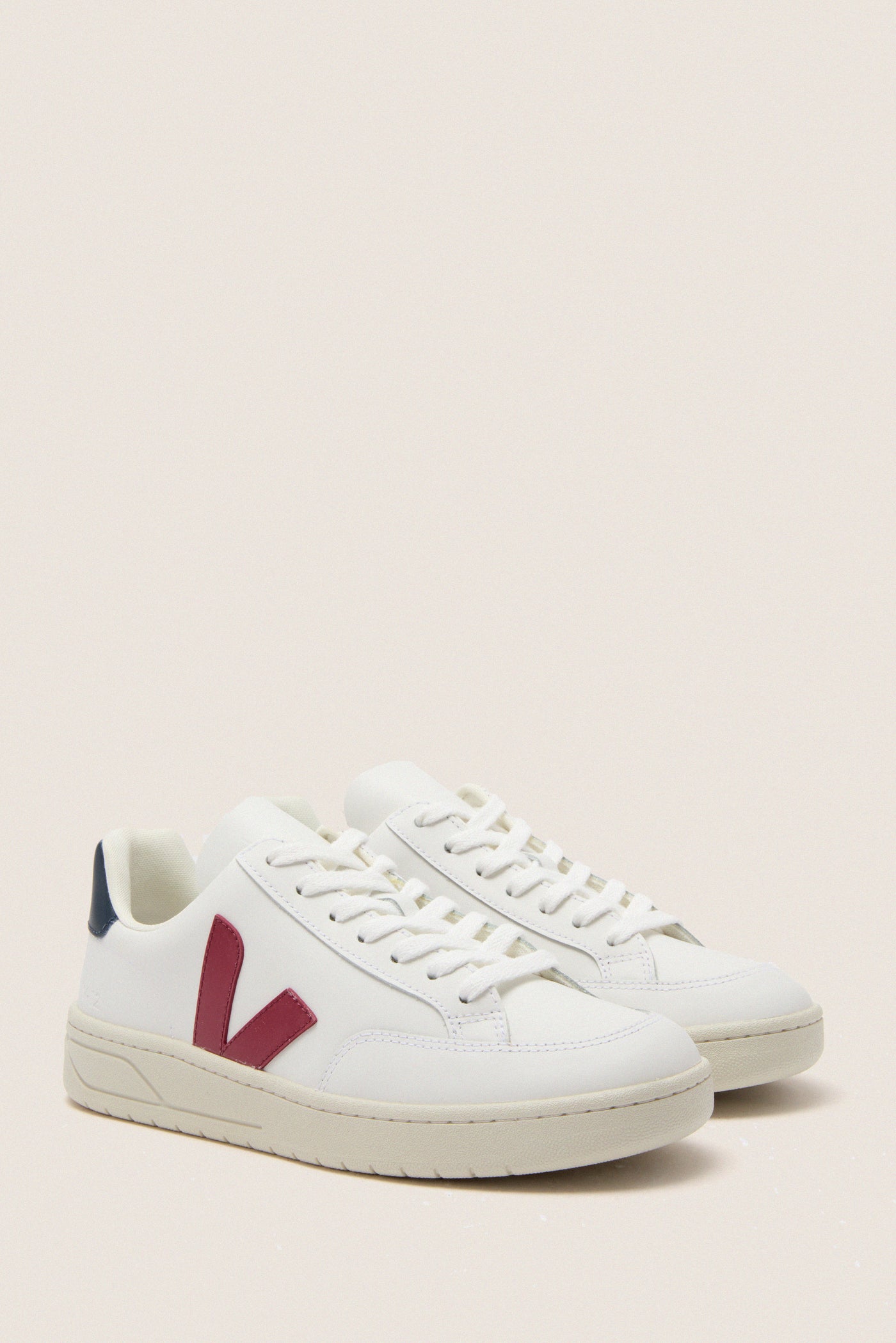 Extra White Marsala Nautico V-12 Sneakers