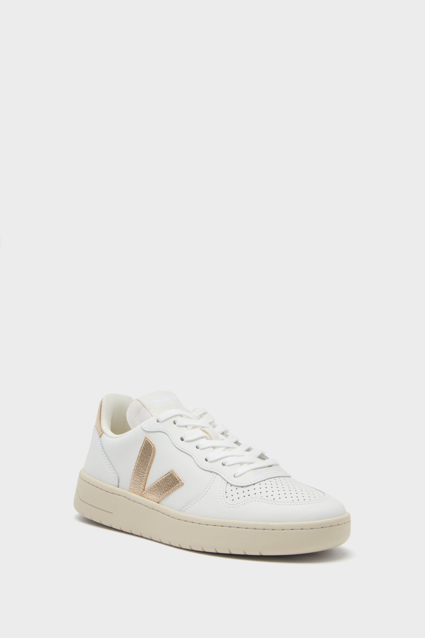 (取寄) ヴェジャ レディース V-10 プライム VEJA women V-10 Prime Extra White Platine Extra White Platine V-10 Sneakers | VEJA