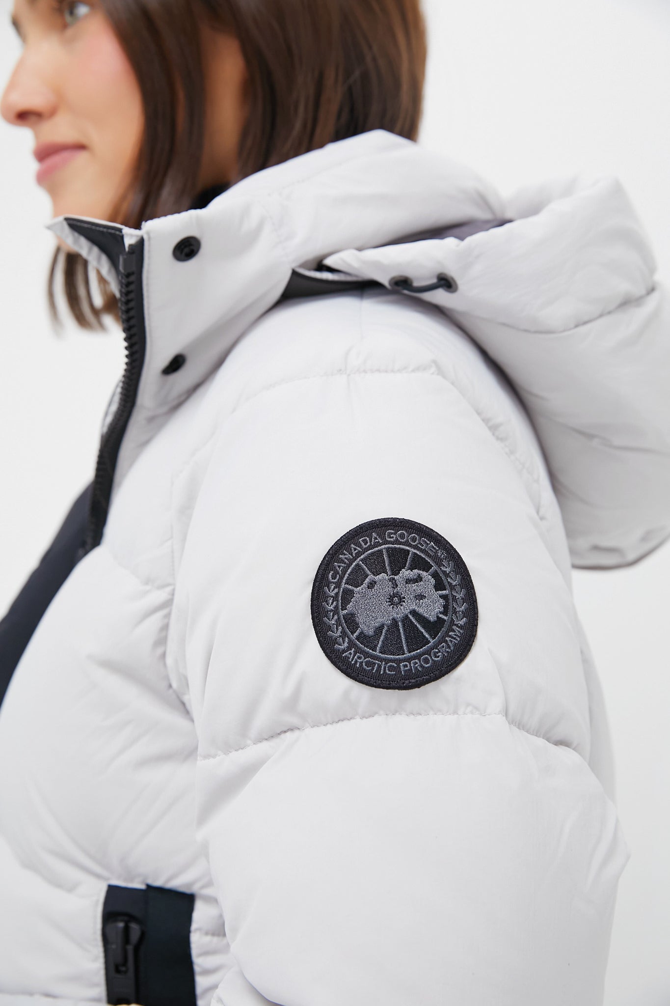 Silverbirch Black Disc Junction Cropped Puffer