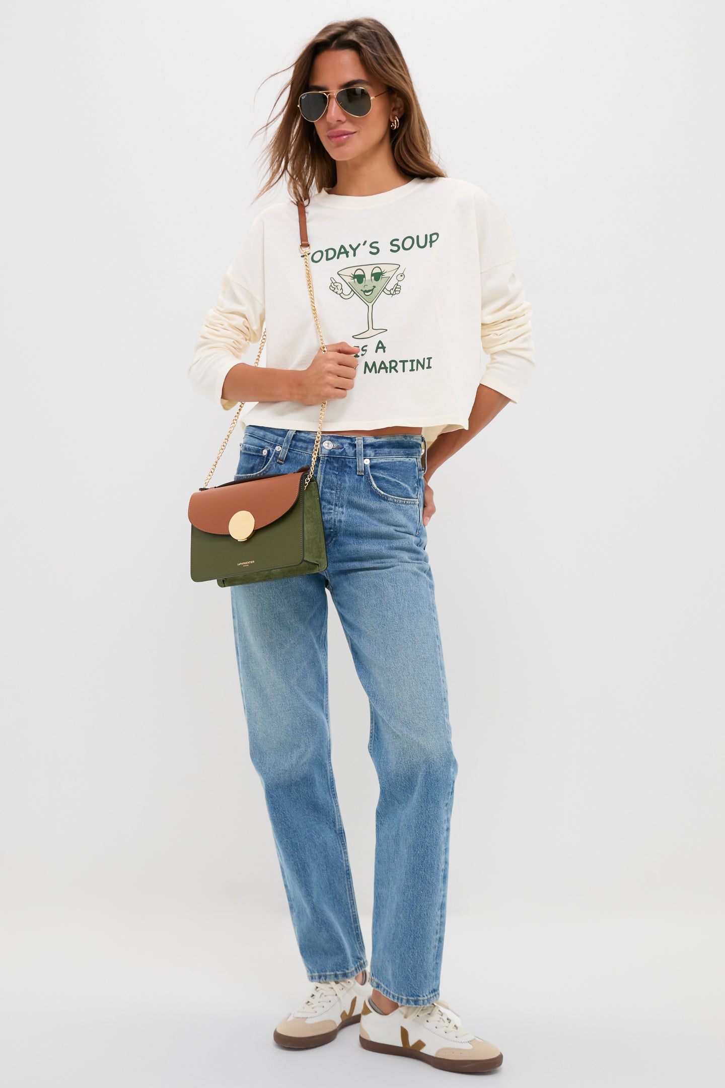 Classic and effortless, the Caramel and Military Green Ondina Medium Color-Block Bag features a fun, high-end design with a gold chain and leather strap.