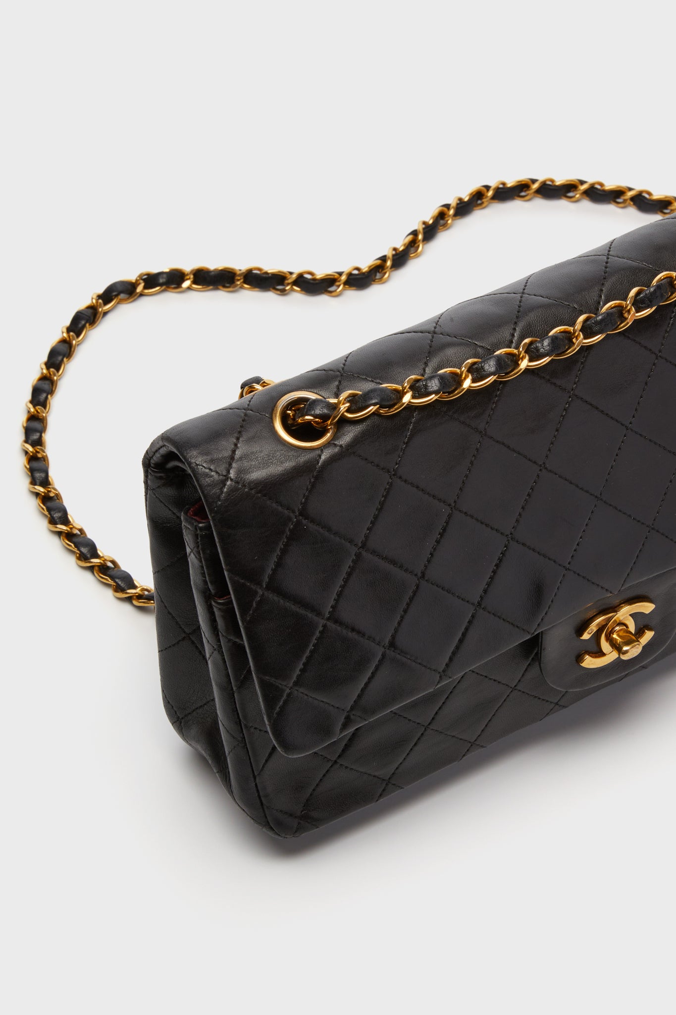 CHANEL Black Lambskin Medium Vintage Classic Double Flap Shoulder Bag
